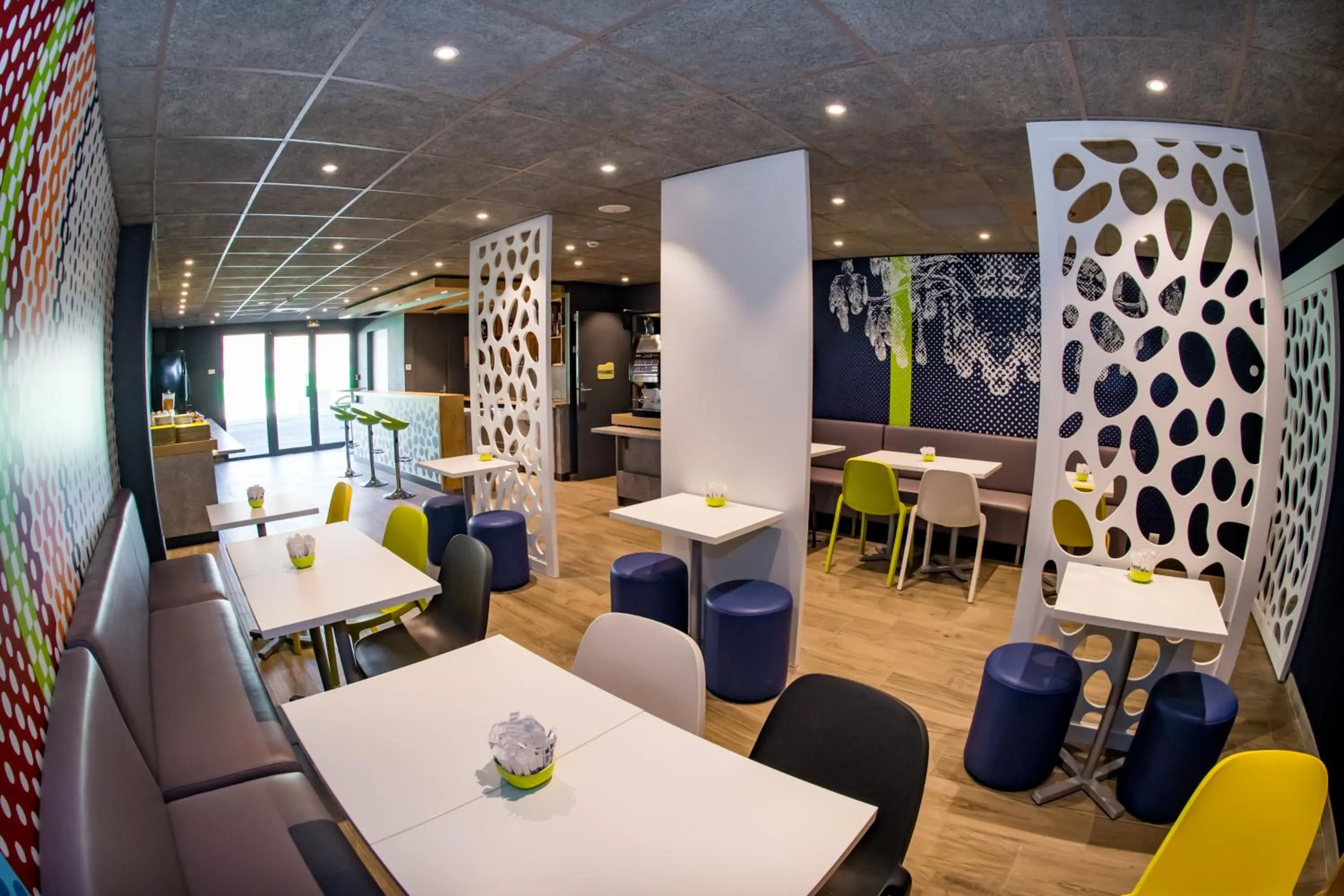 Area and facilities in ibis budget Avignon Centre