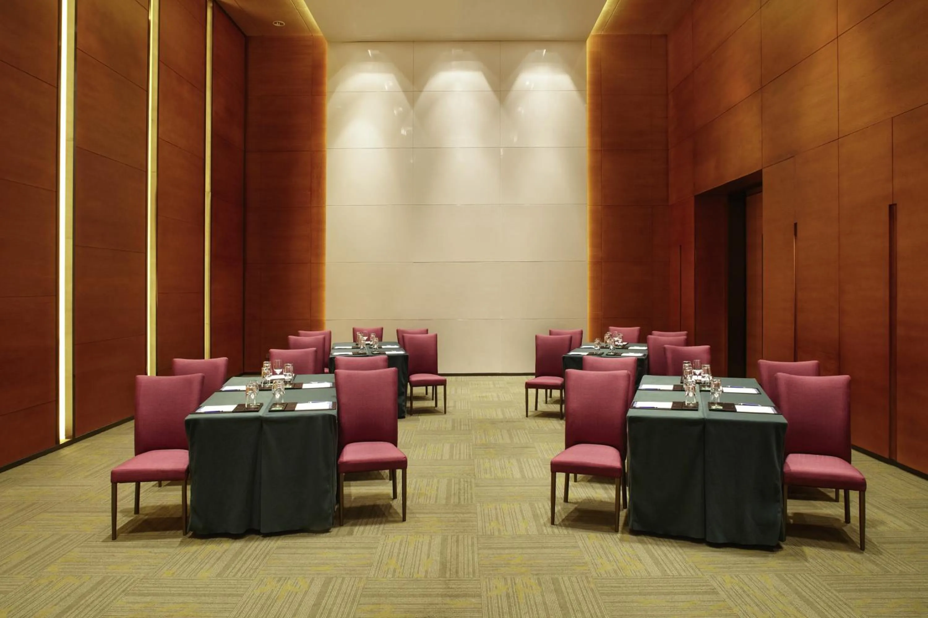 Meeting/conference room in Pullman Zhuhai