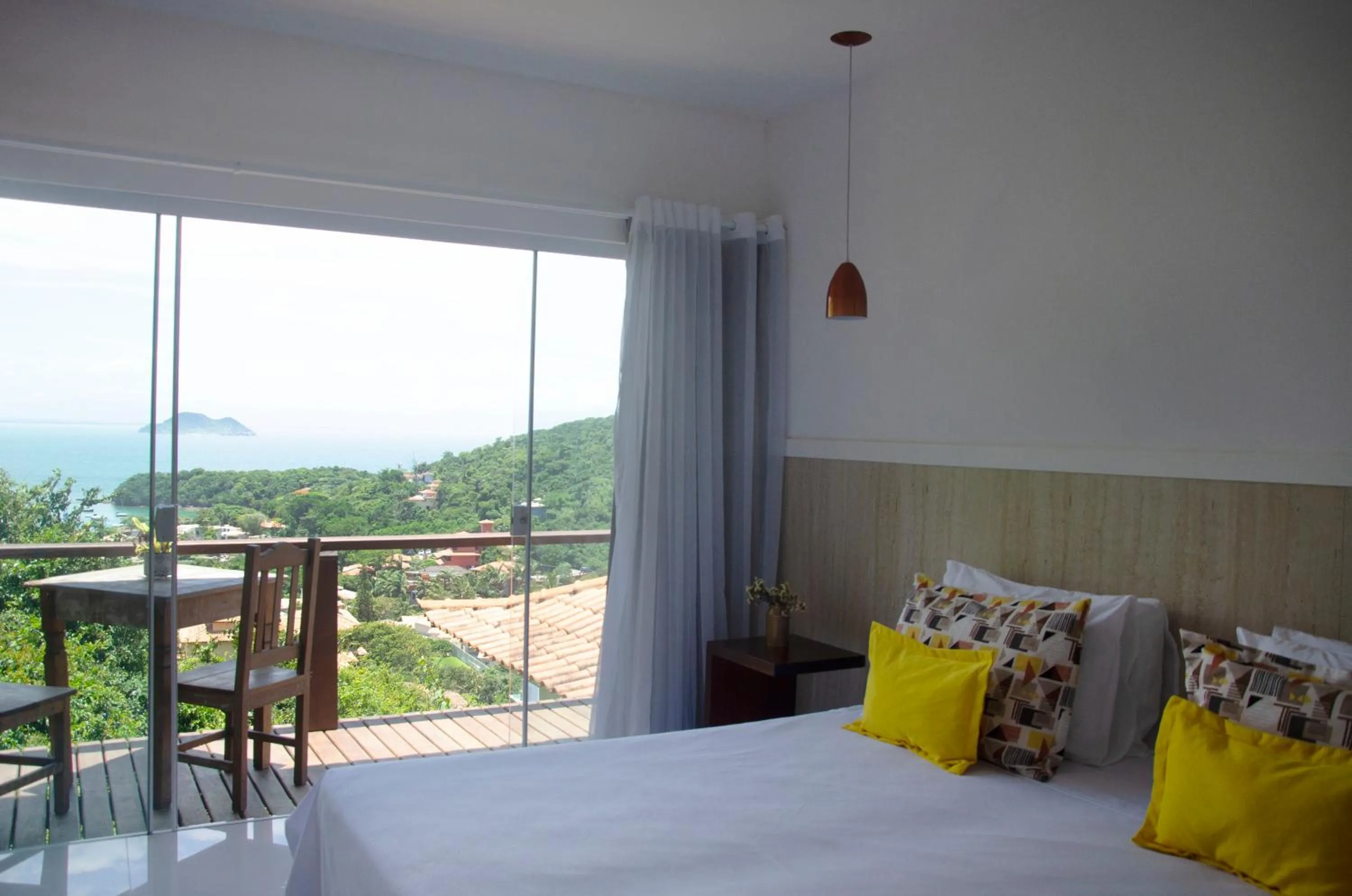 View (from property/room), Bed in Ilha Branca Exclusive Hotel
