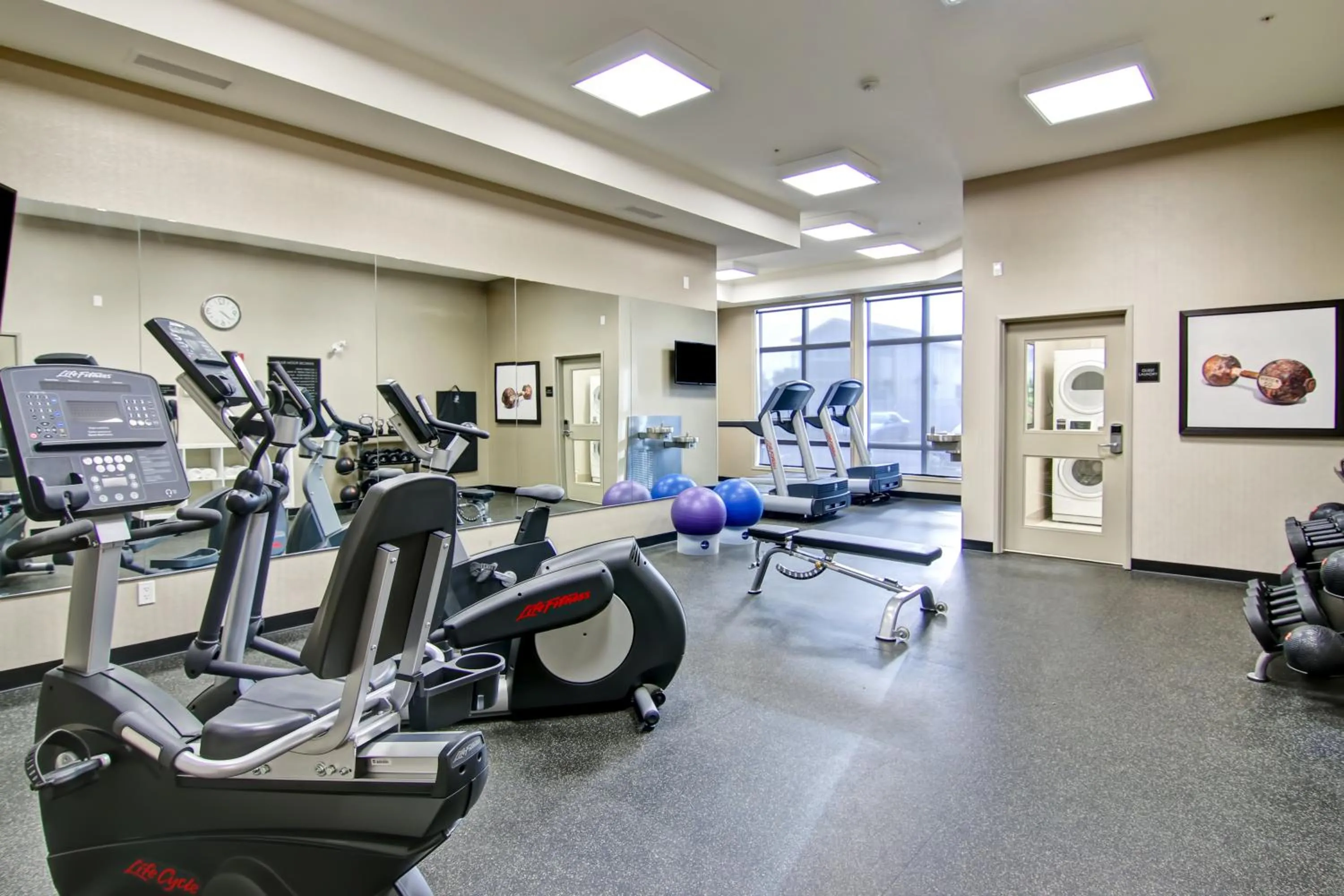 Fitness centre/facilities in Canalta Martensville