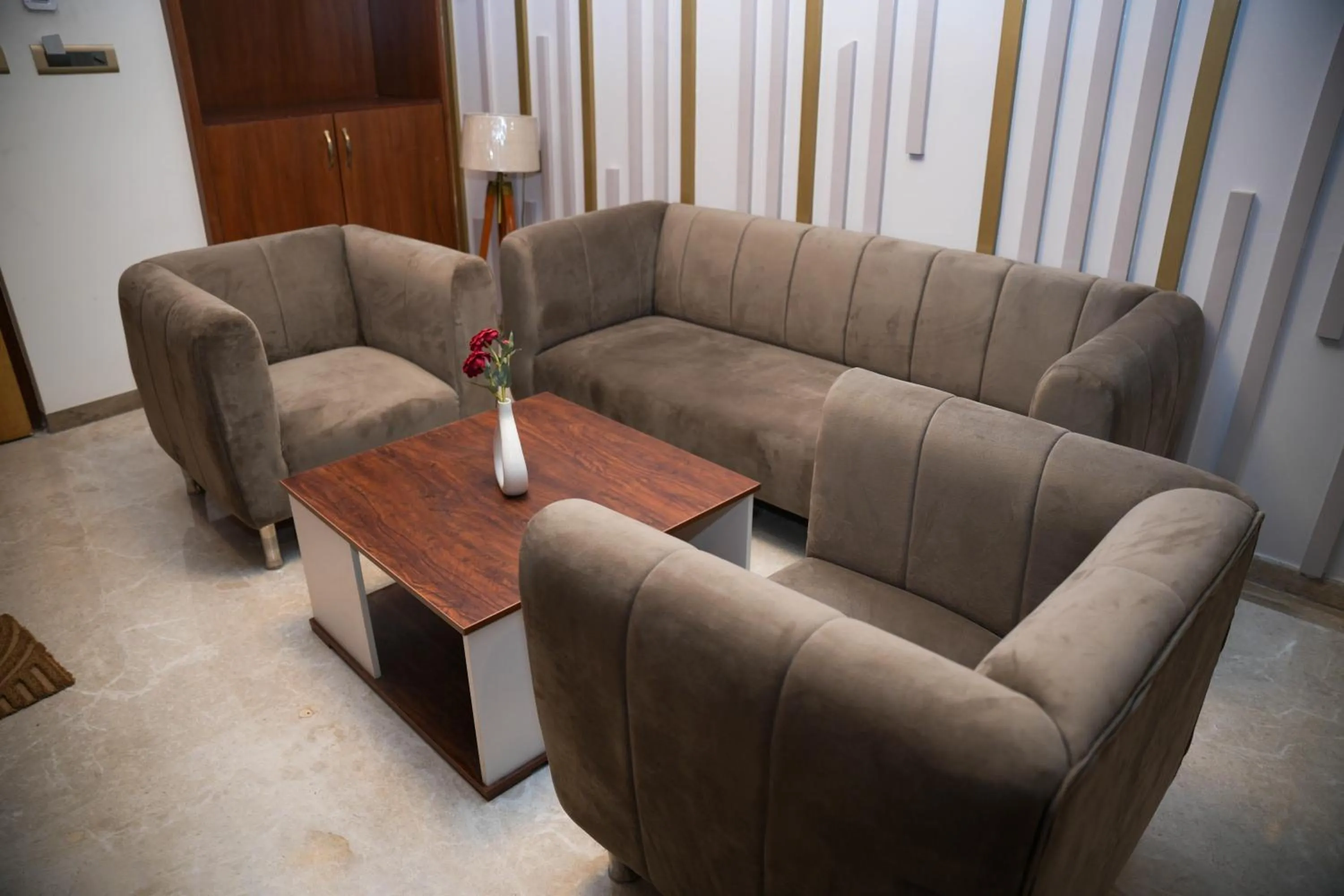 Seating area in The Ontime Hotel, Bangalore