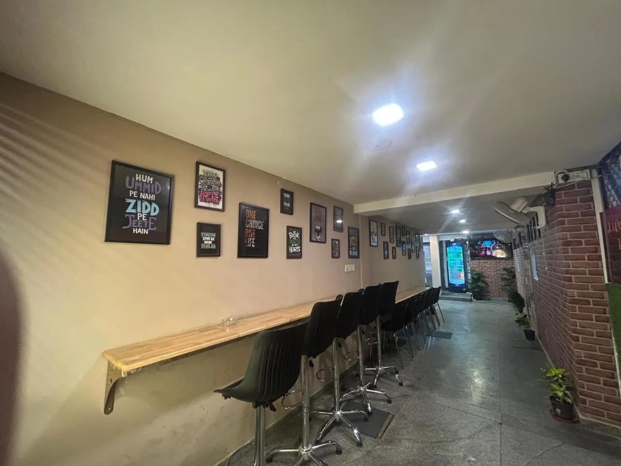 Restaurant/places to eat in The Ontime Hotel, Bangalore