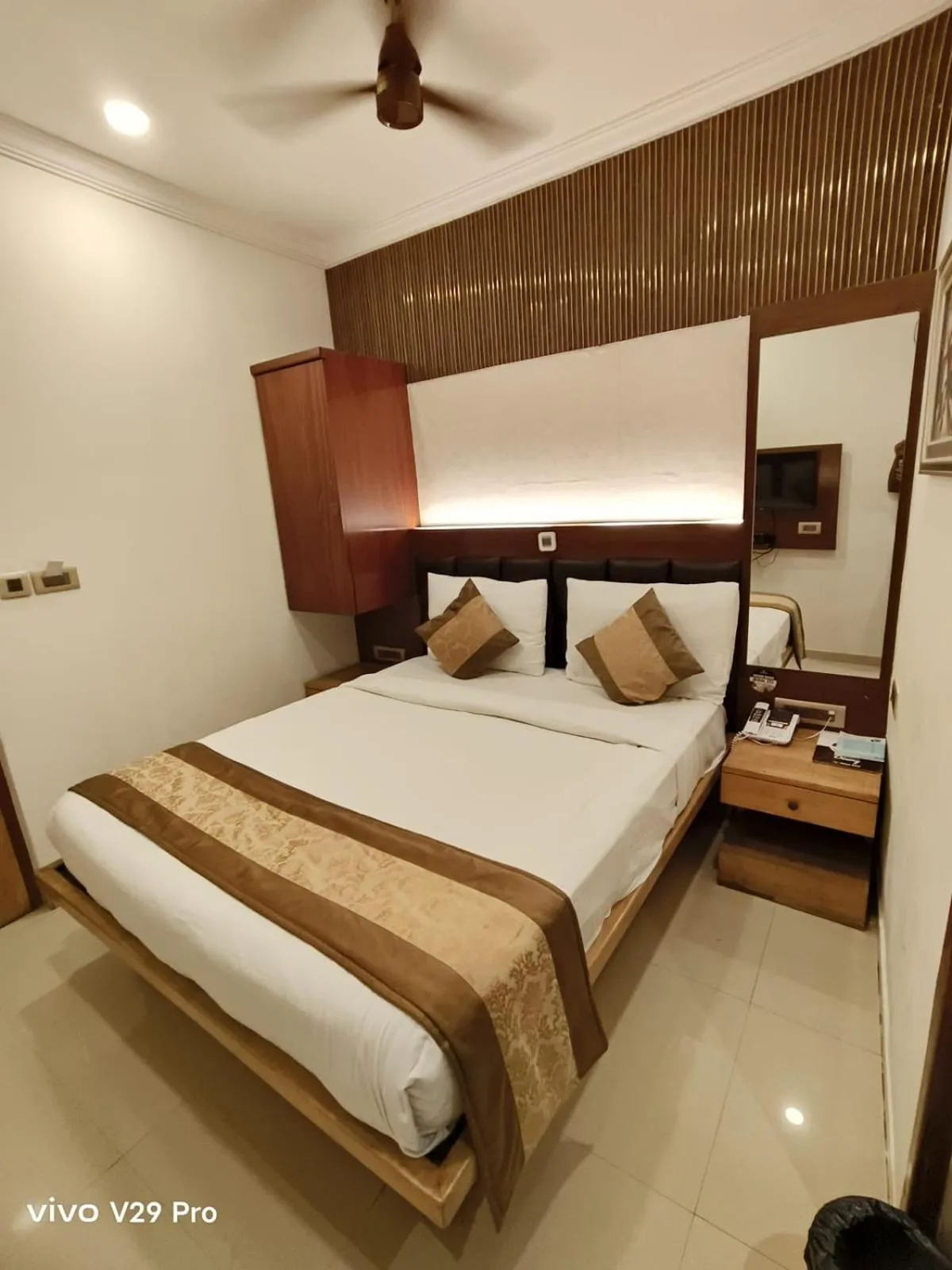 Bed in The Ontime Hotel, Bangalore