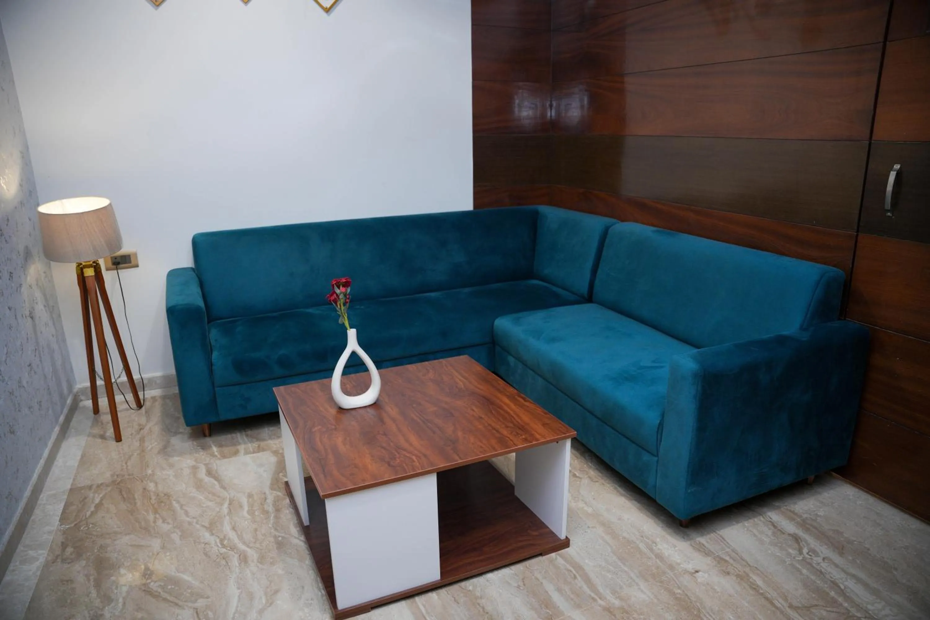 Living room in The Ontime Hotel, Bangalore