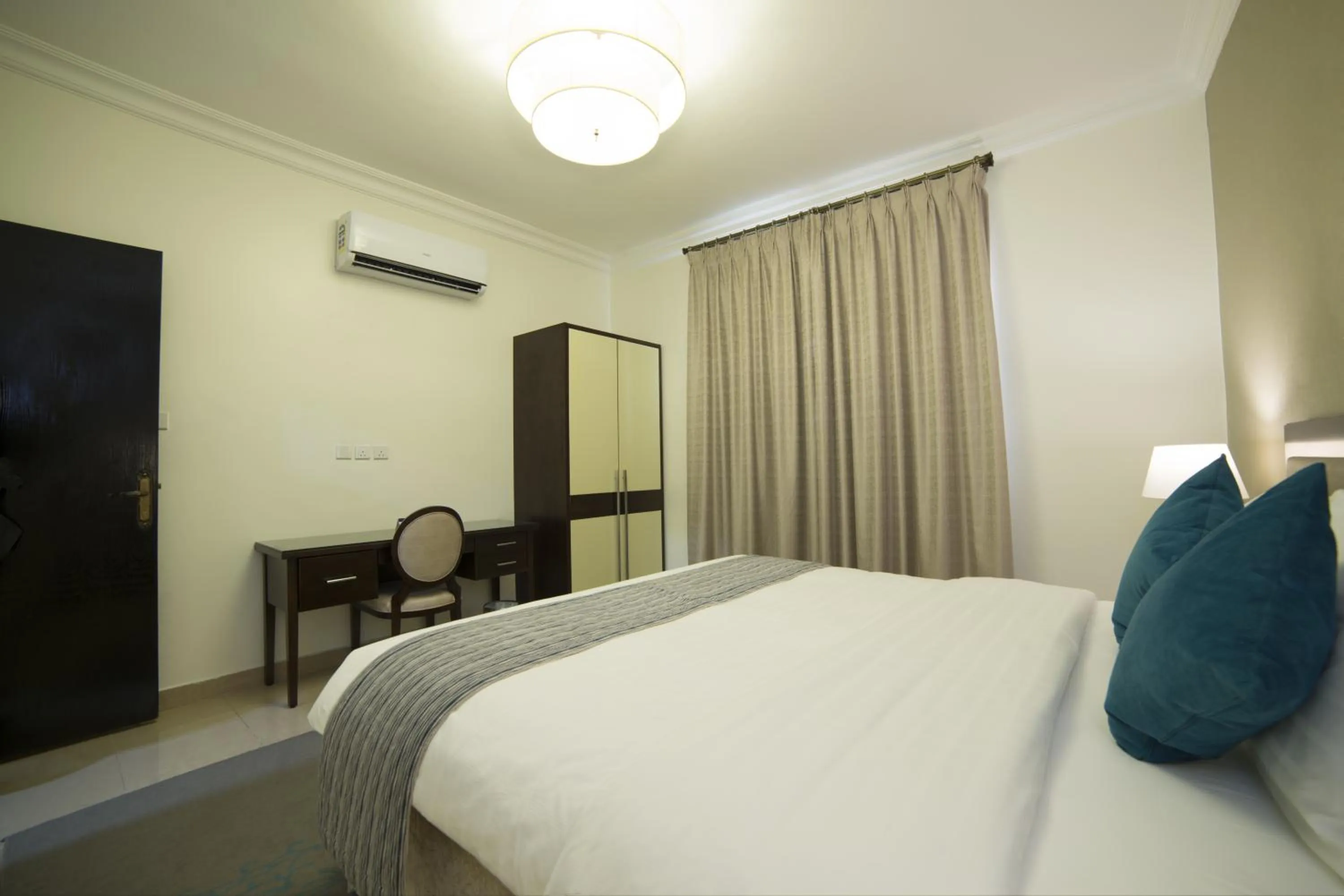 Bed in Taskeen Inn, Formerly Tulip Inn