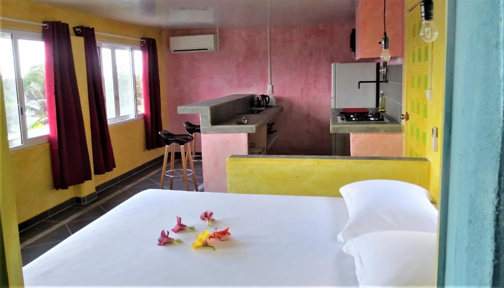 Kitchen or kitchenette in Sunset Hill Lodge