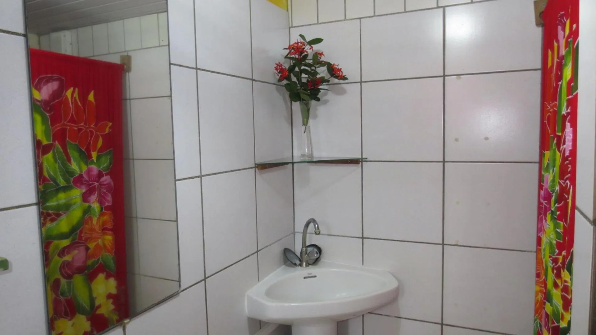 Bathroom in Sunset Hill Lodge