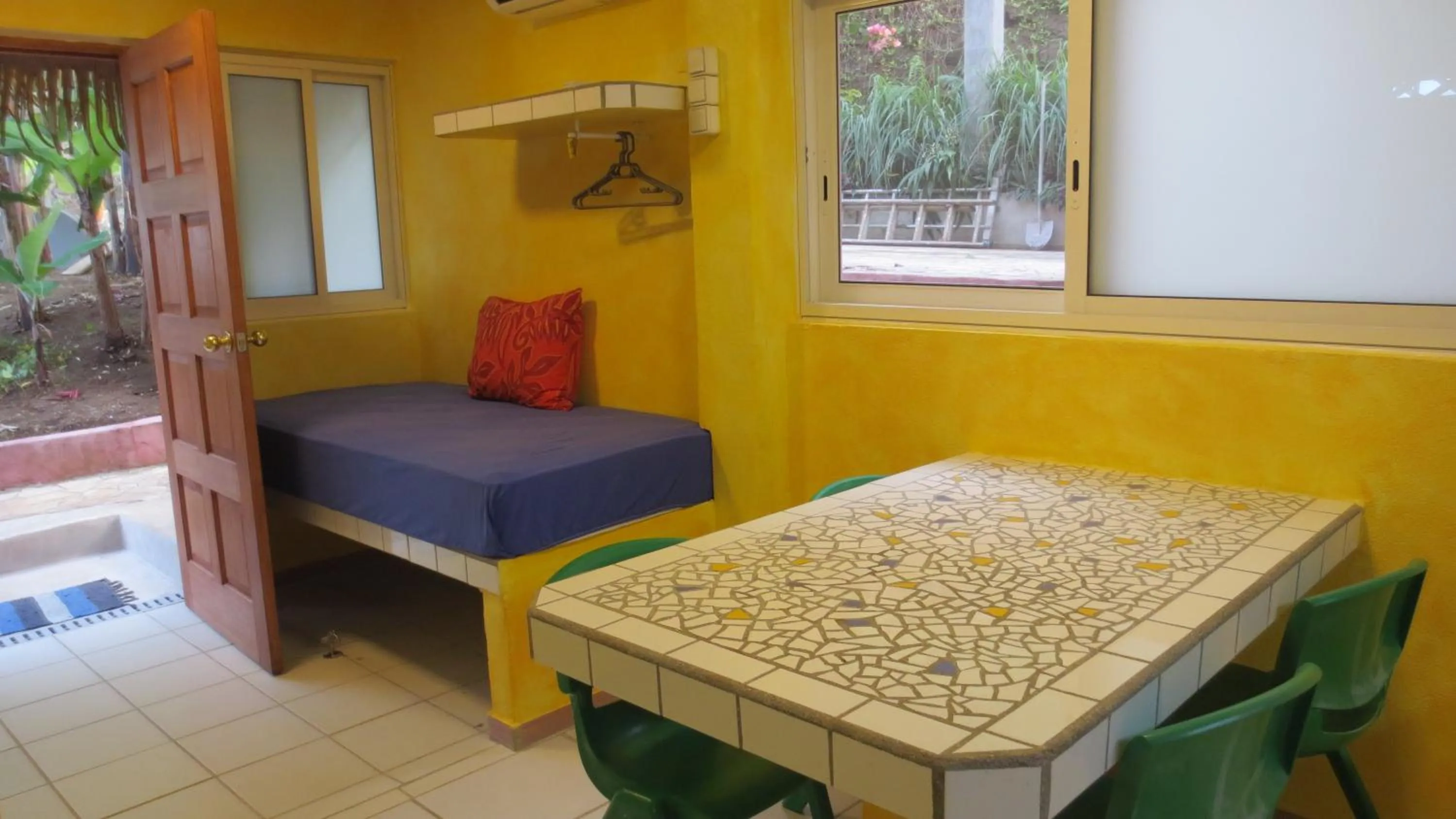 Day in Sunset Hill Lodge