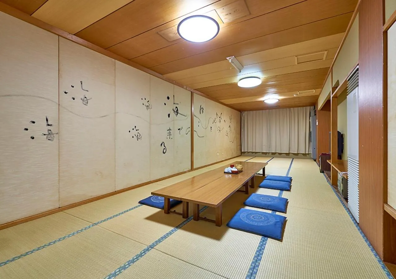 Seating area in Shinwaka Lodge
