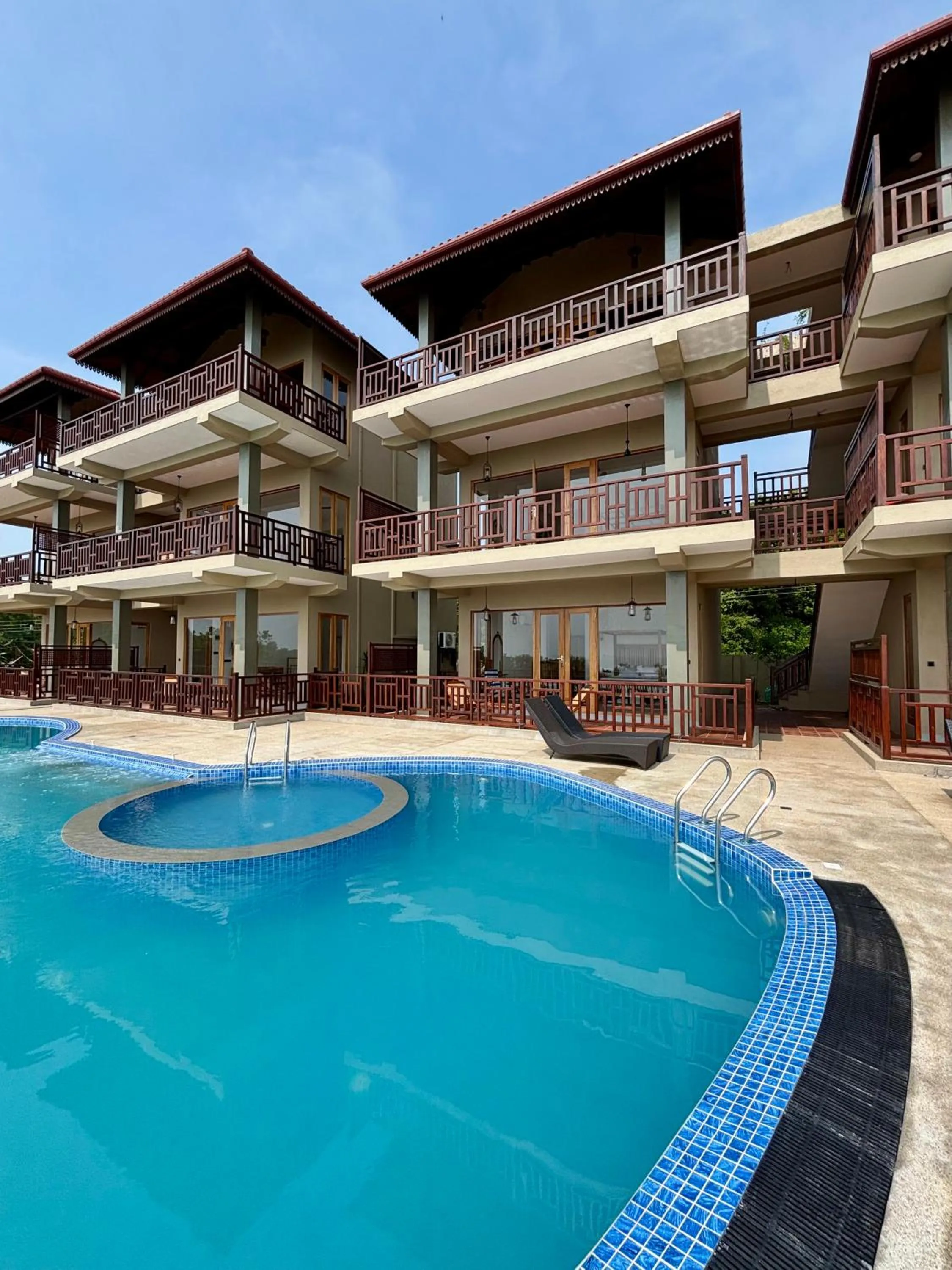 Property building in Ananthaya Beach