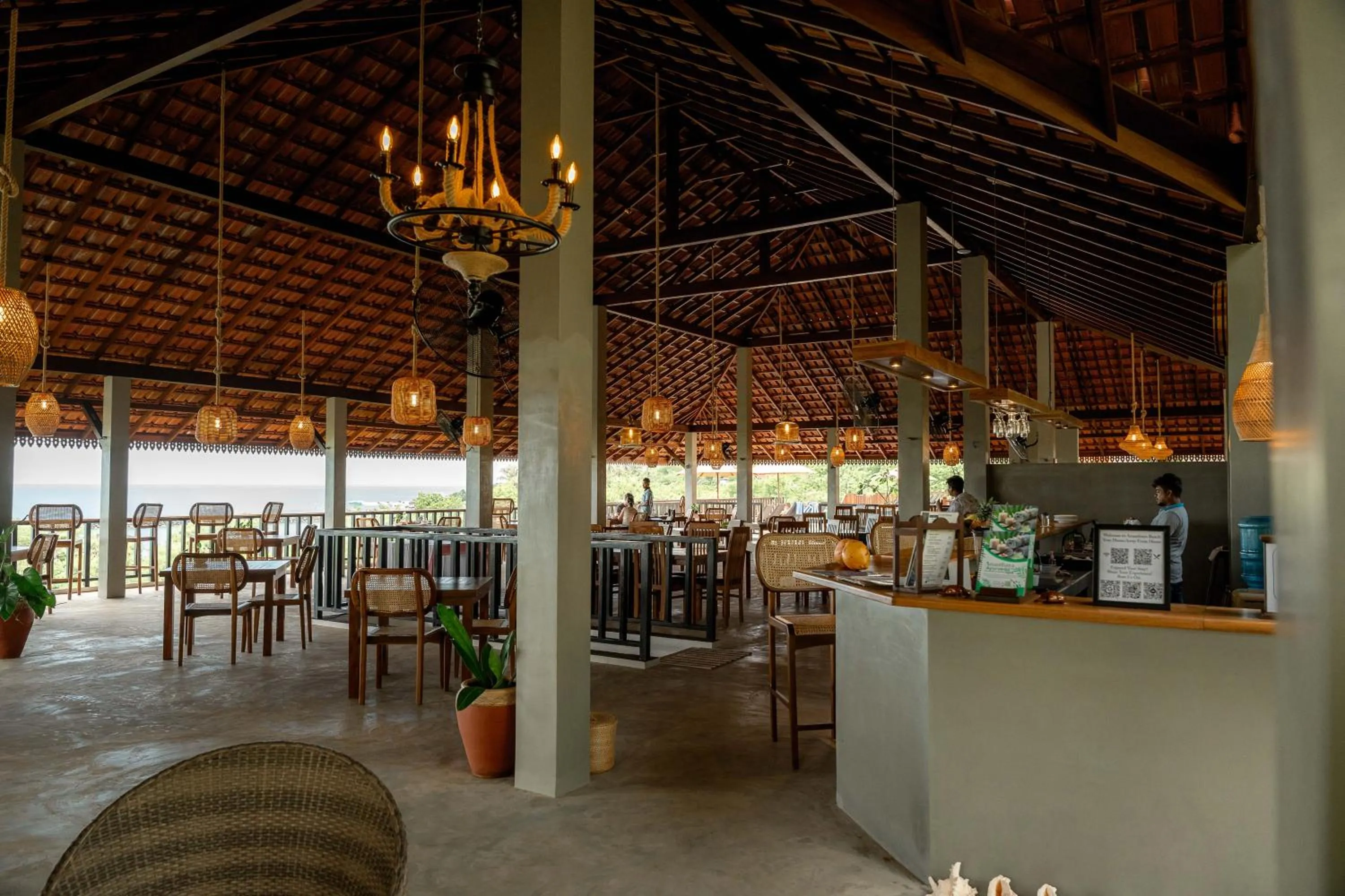 Restaurant/places to eat in Ananthaya Beach