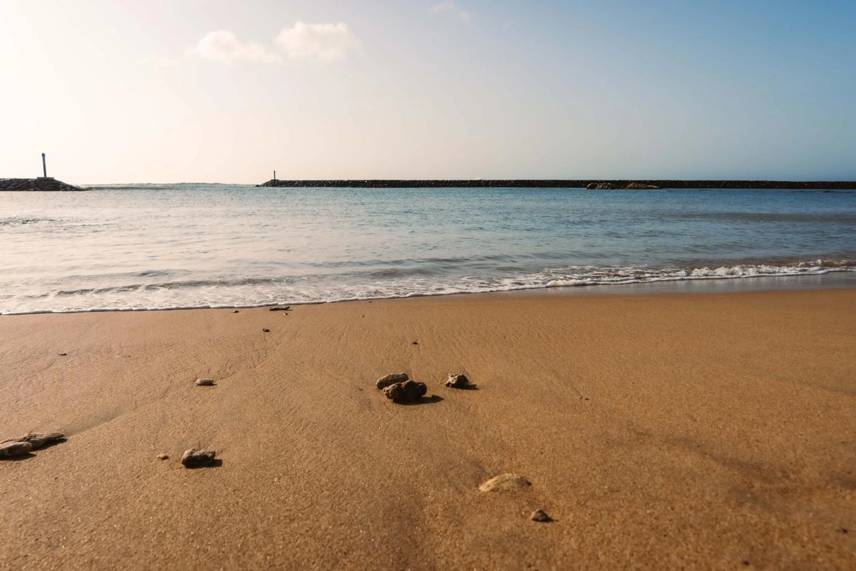 Day in Ananthaya Beach