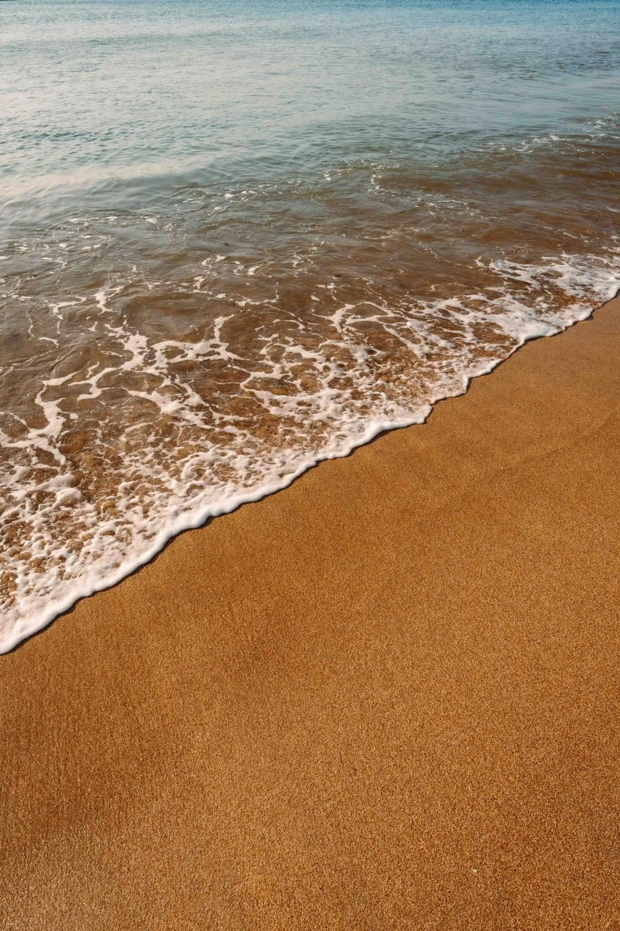 Day in Ananthaya Beach