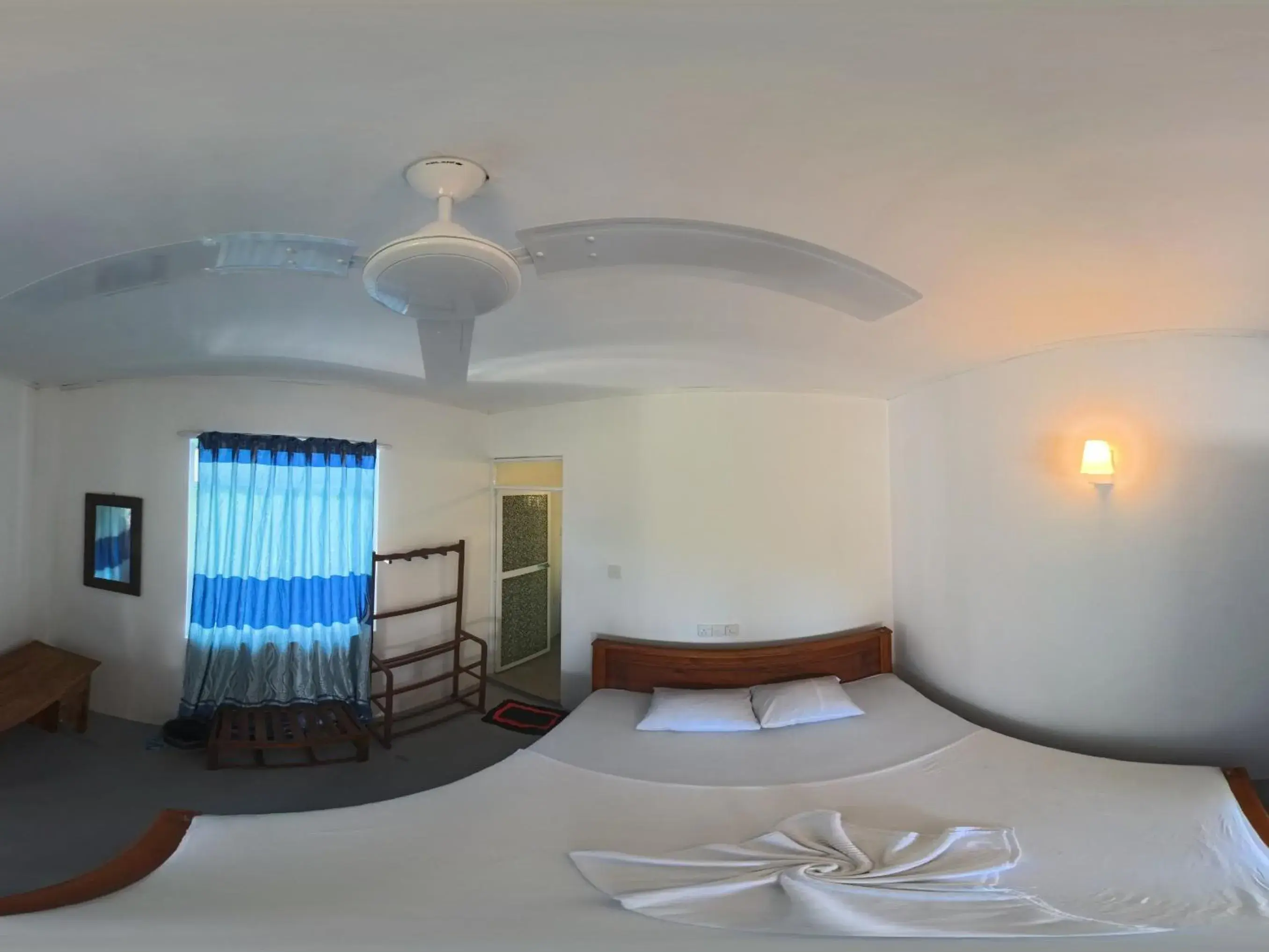Deluxe Double Room with Sea View in Asanka Surf House & Restaurant with pool Deluxe Double Room with Sea View in Asanka Surf House & Restaurant with pool