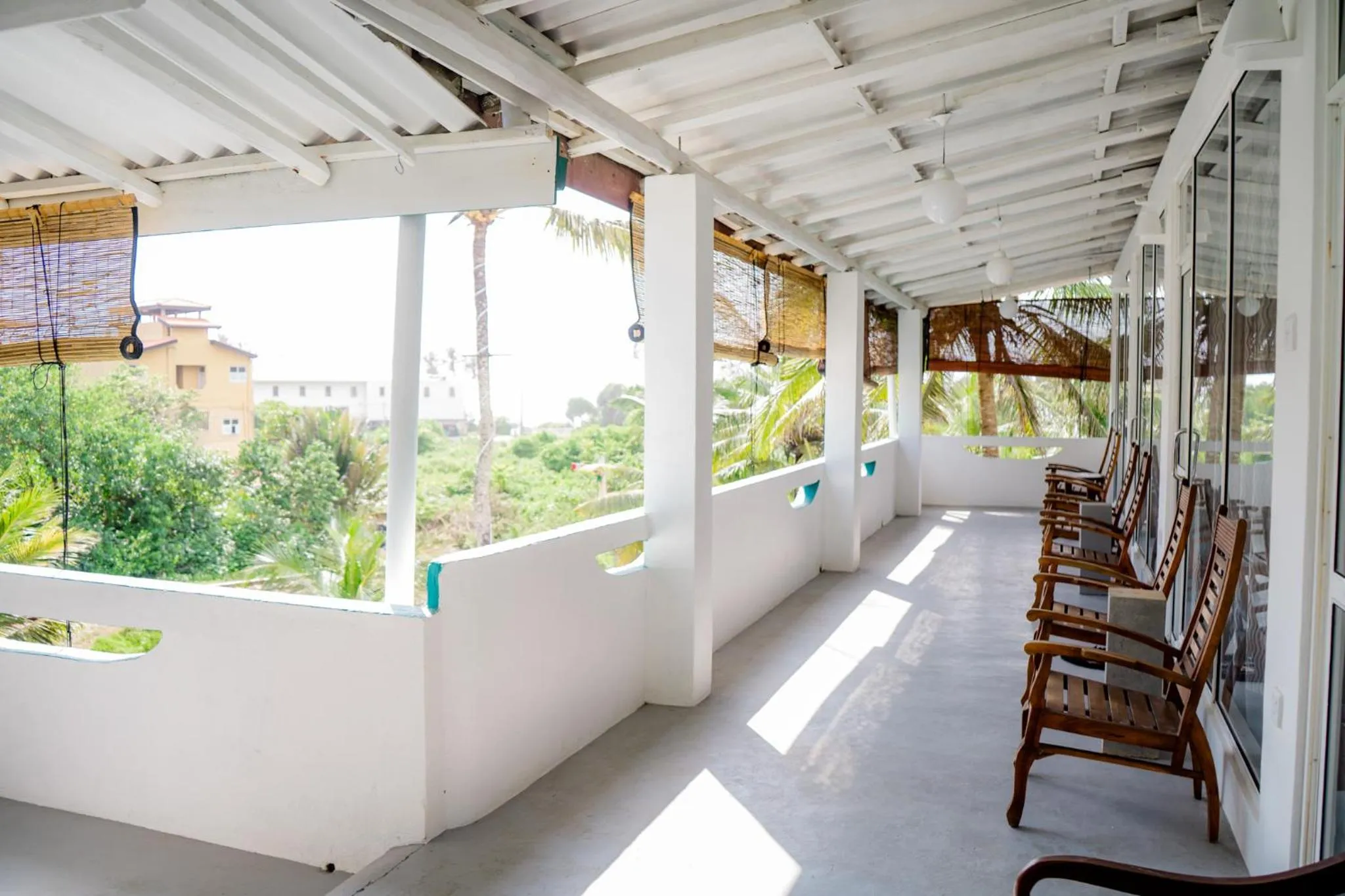 Day in Asanka Surf House & Restaurant with pool