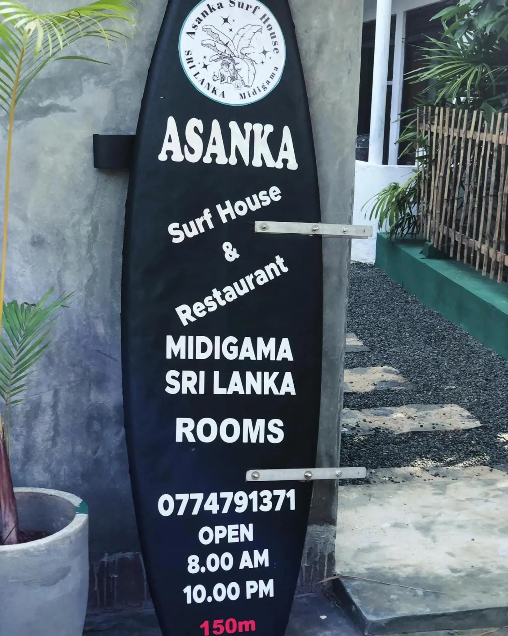 Asanka Surf House & Restaurant with pool