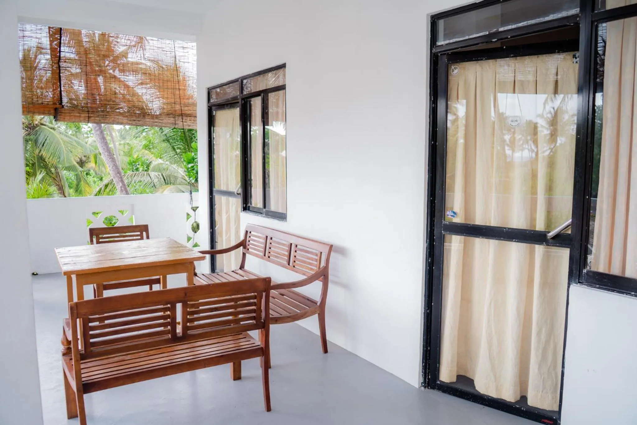 Balcony/Terrace in Asanka Surf House & Restaurant with pool