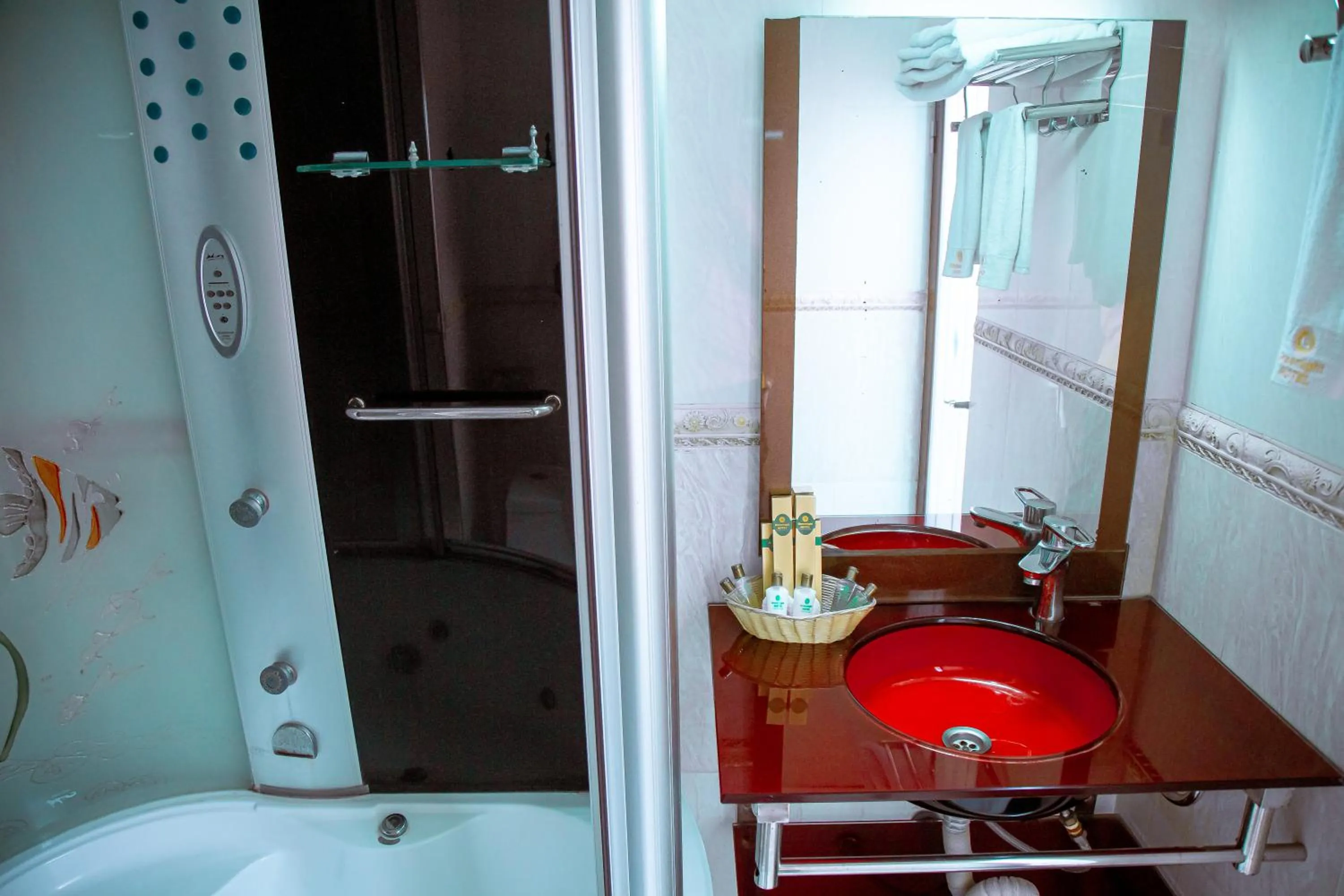 Shower in Greenlight Hotel