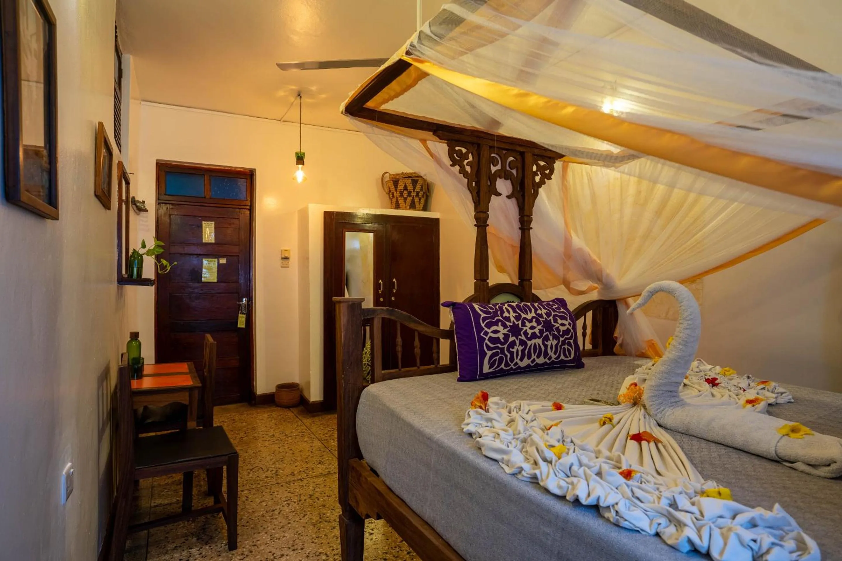 Bedroom, Bed in Zenji Hotel