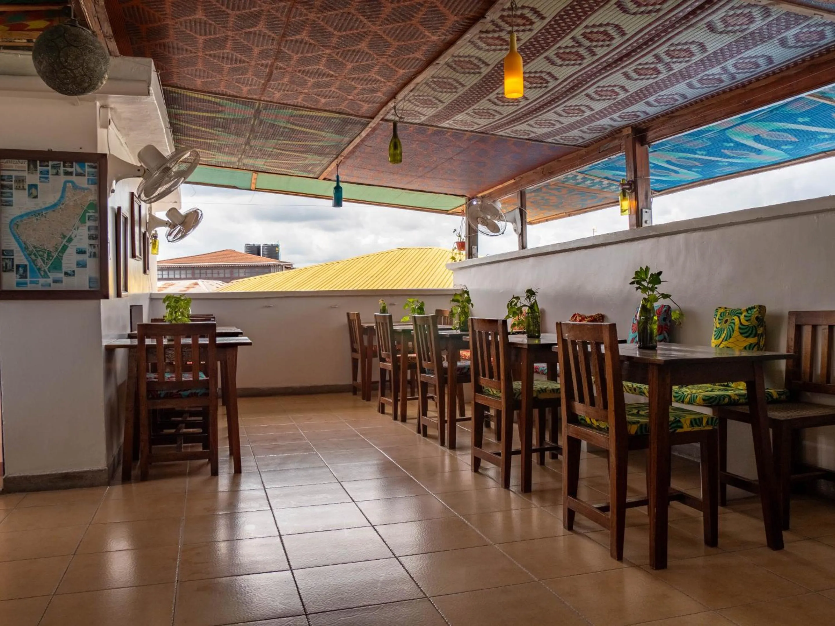 Dining area in Zenji Hotel