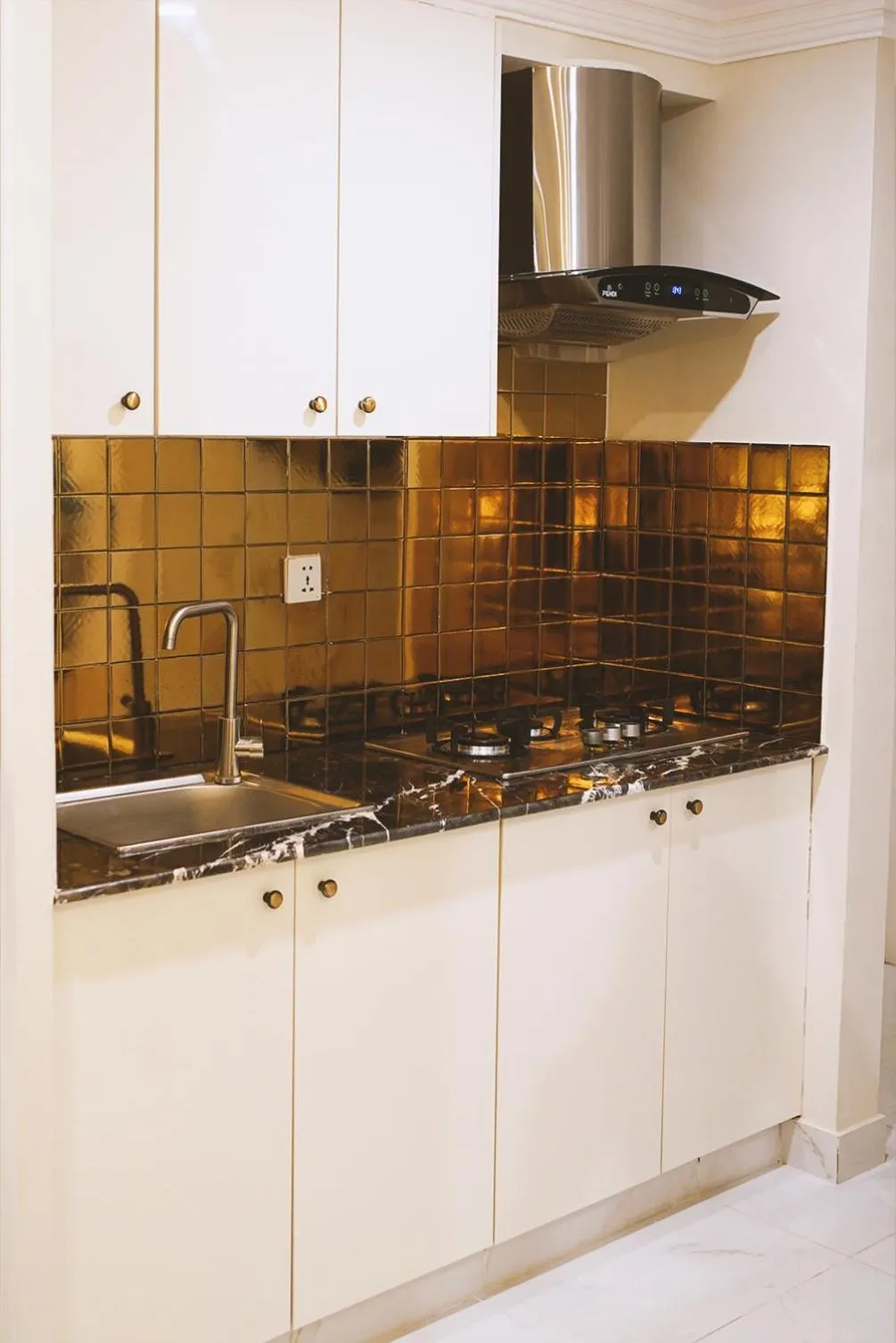 Kitchen or kitchenette in Toor Hotel Apartments