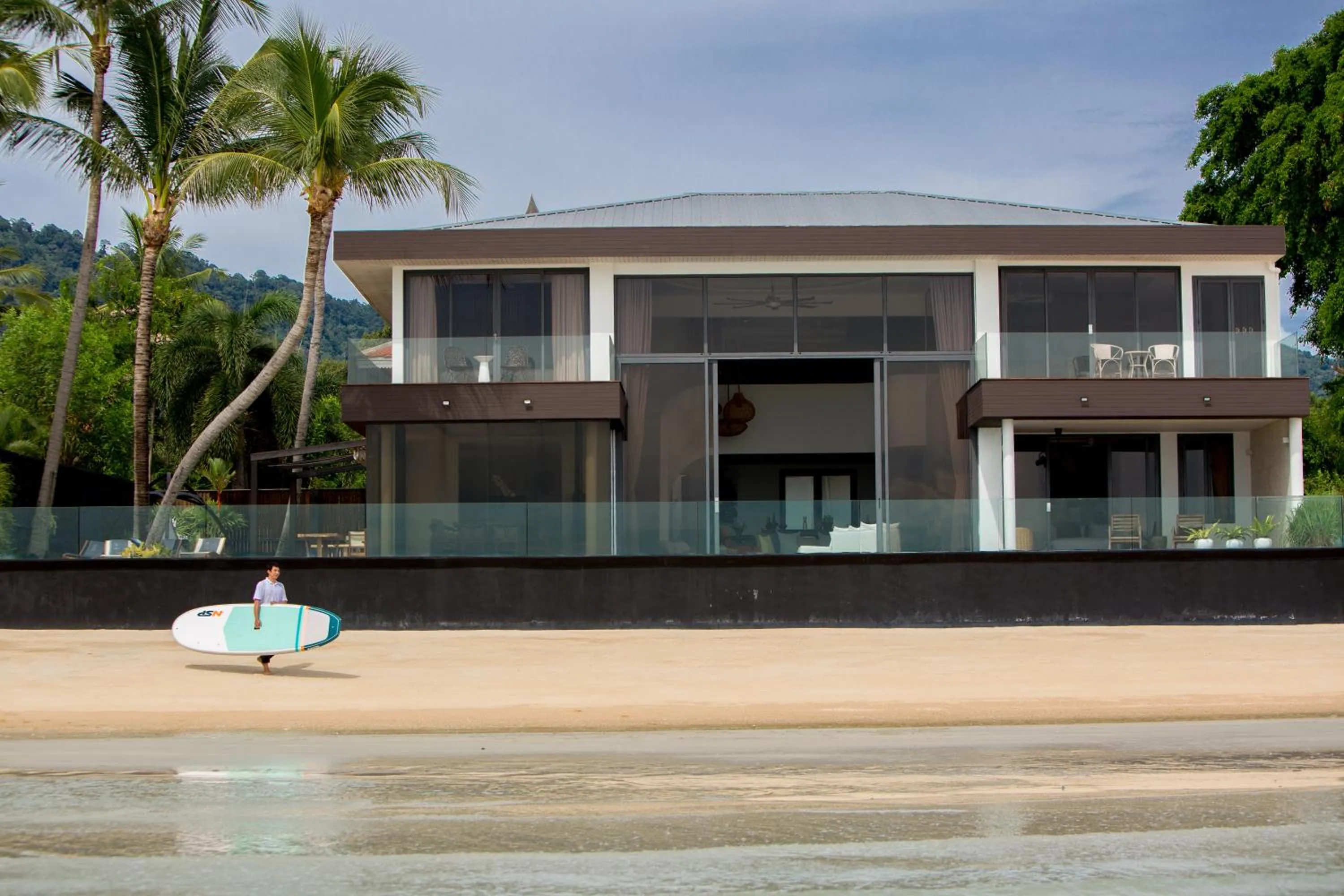 Property building in Villa U - 3BR Beachfront Haven