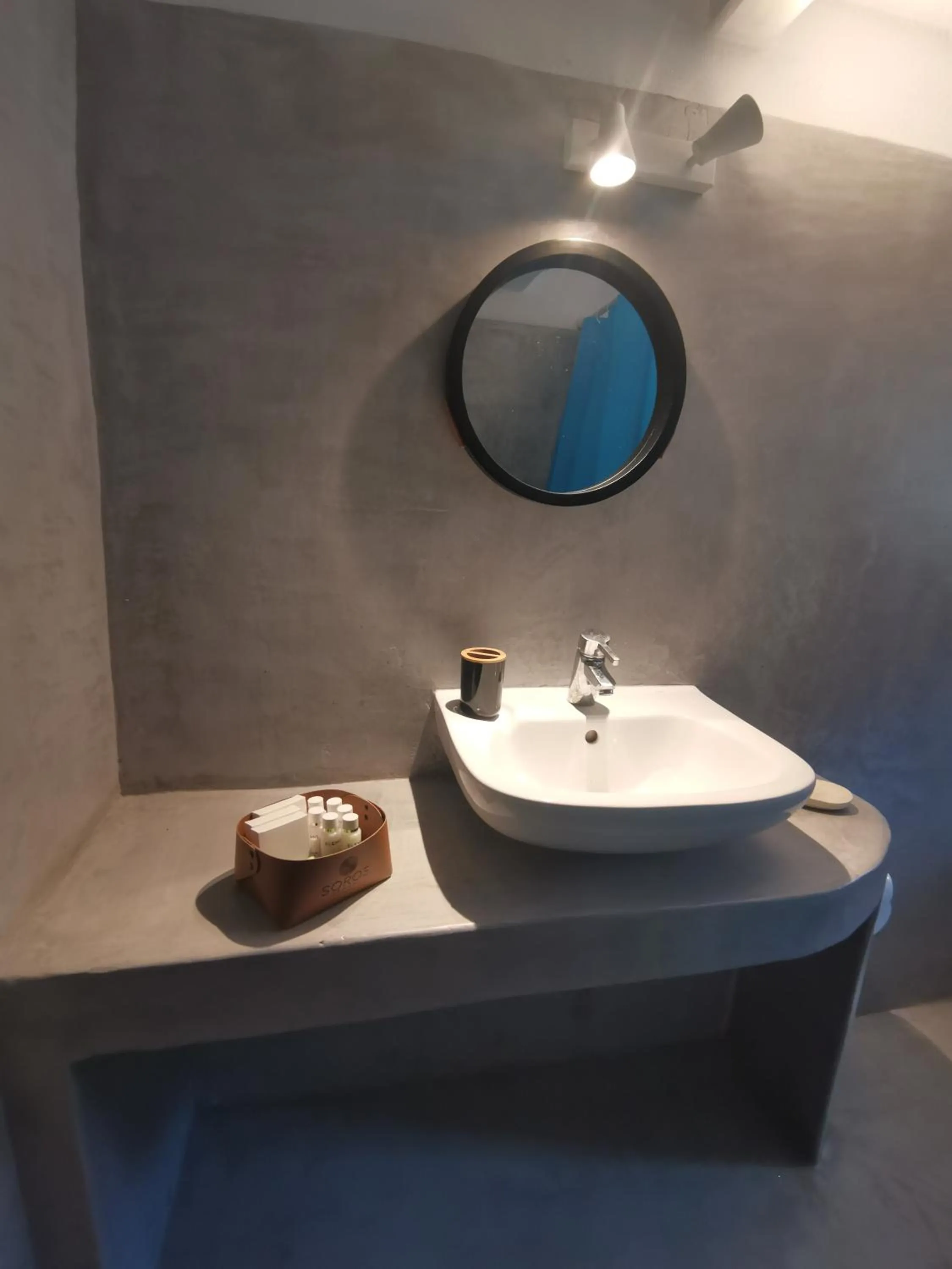 Bathroom in Soros Beach Antiparos