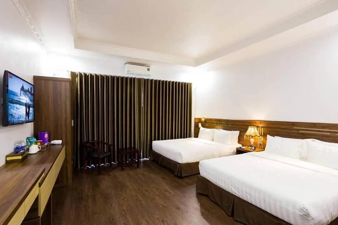 Superior Queen Room with Two Queen Beds in Anh Duong Hotel