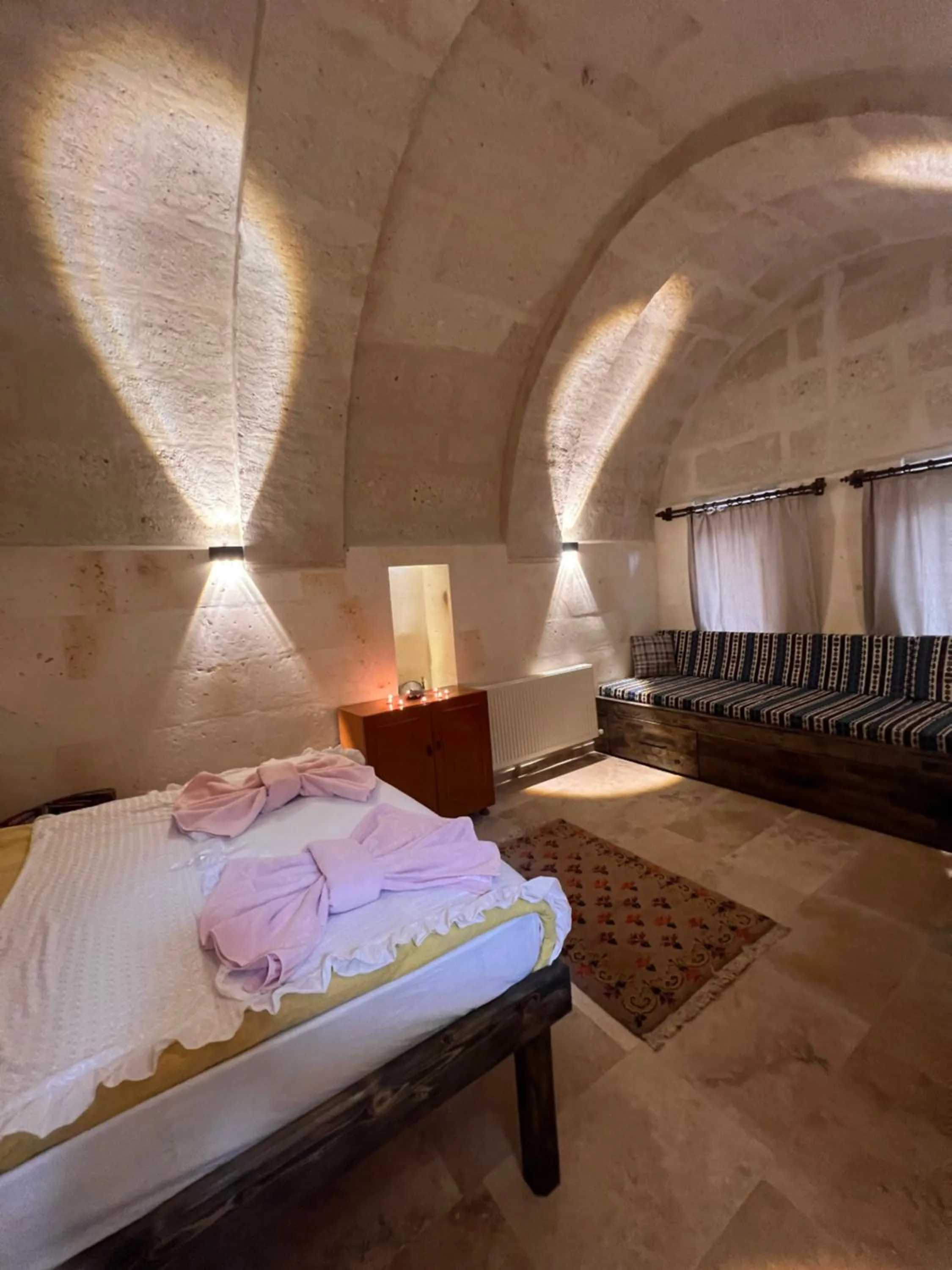 Bed in Uluyol Stone House