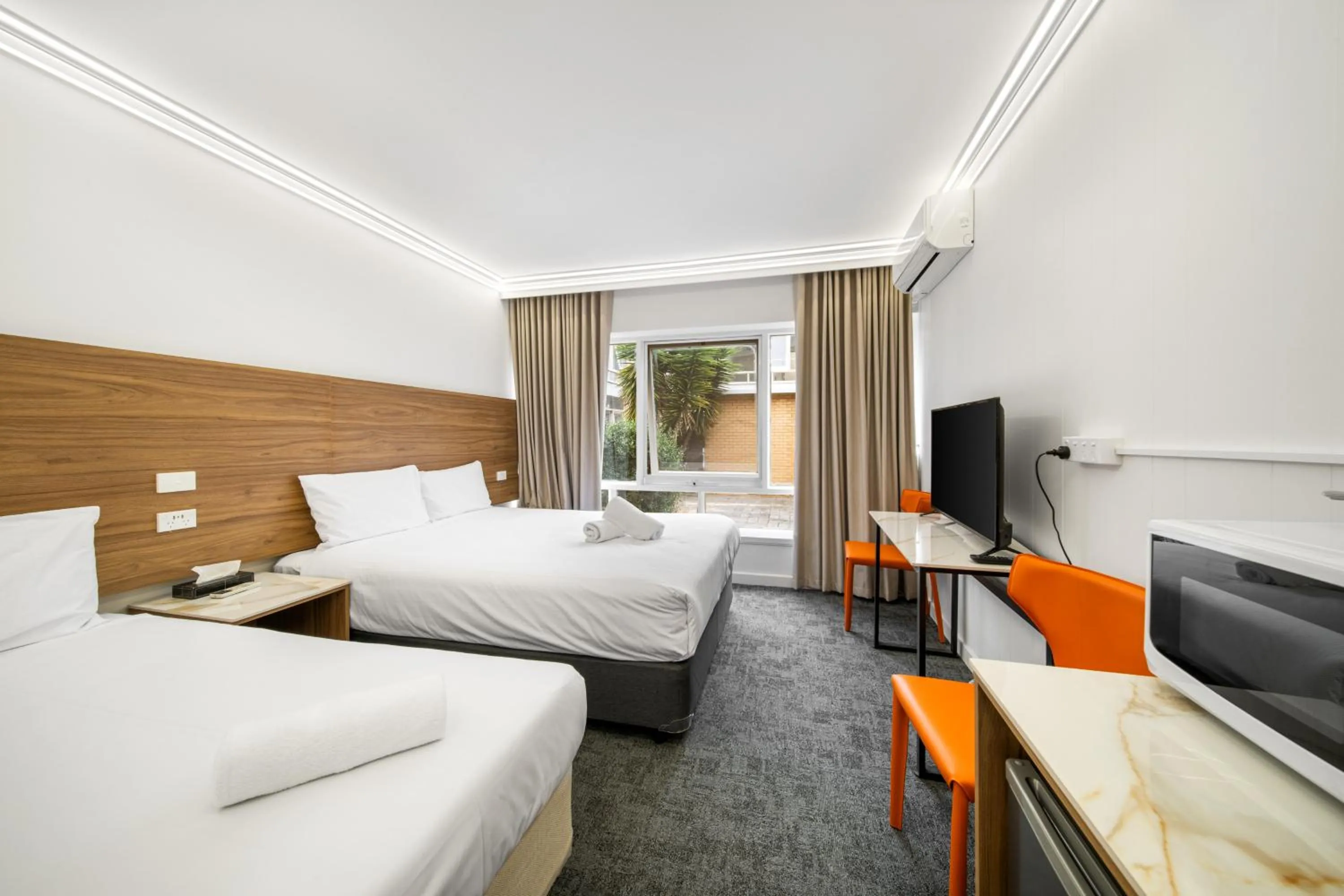 TV and multimedia, Bed in Kingsway Motel Geelong