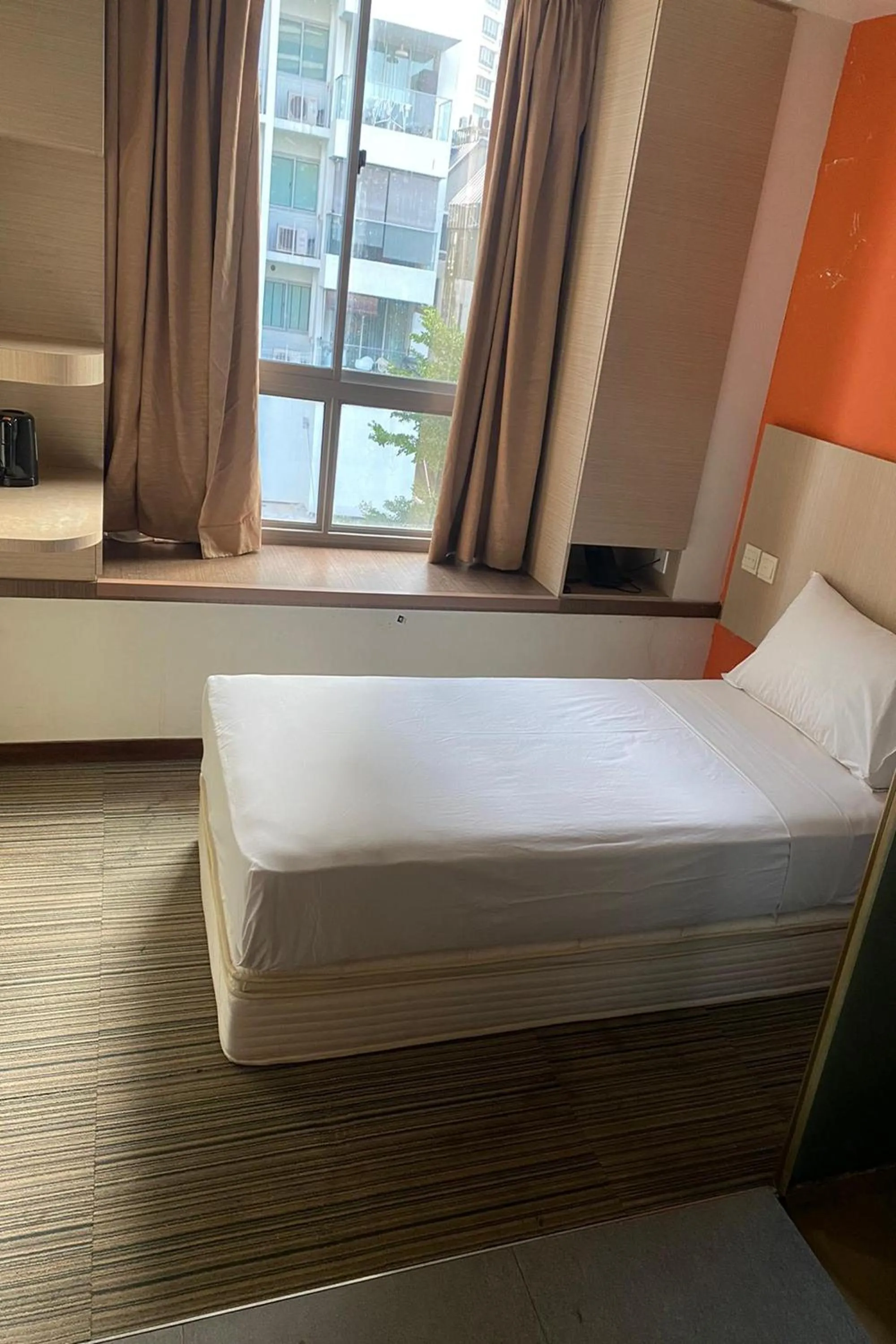 Bed in Philip Hotel Balestier