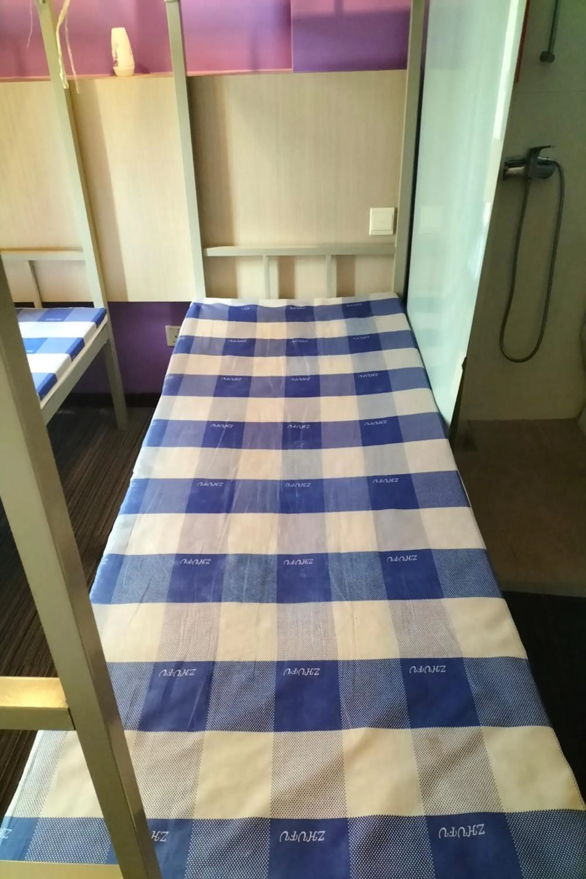 Bed in Philip Hotel Balestier