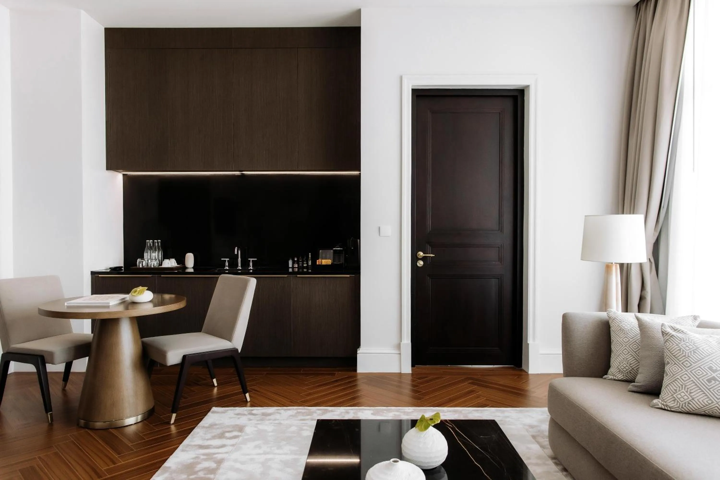 Living room in Souphattra Hotel Vientiane