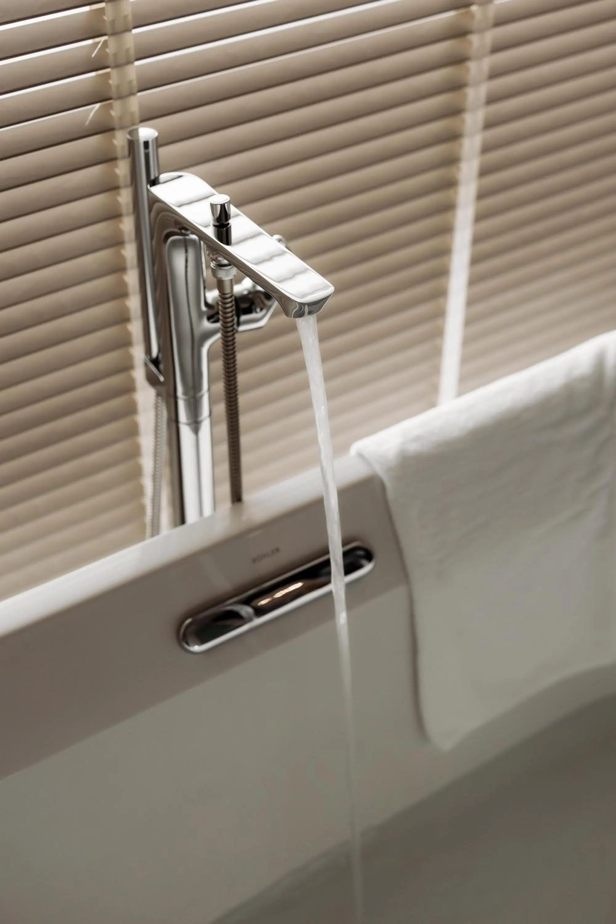 Bathroom in Souphattra Hotel Vientiane