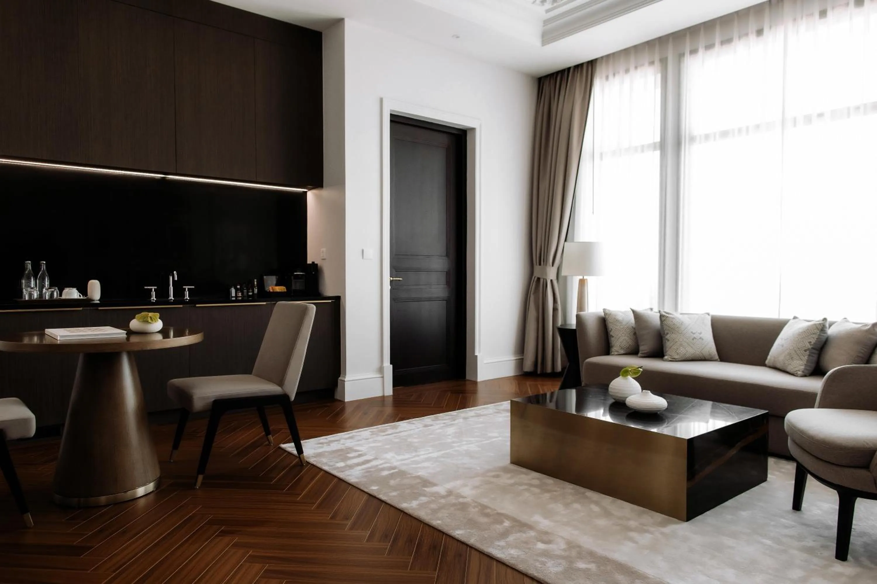 Living room in Souphattra Hotel Vientiane