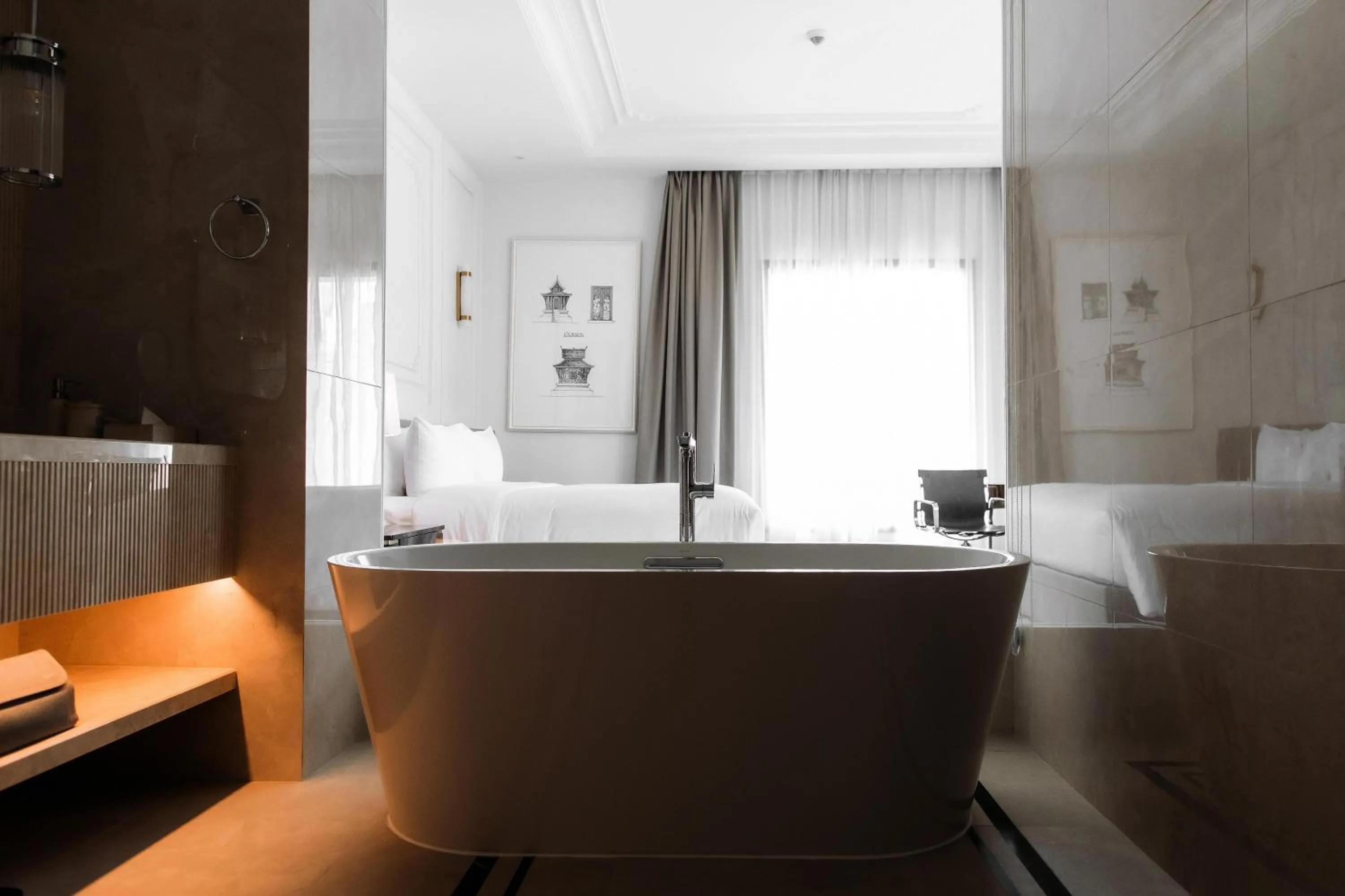 Bathroom in Souphattra Hotel Vientiane