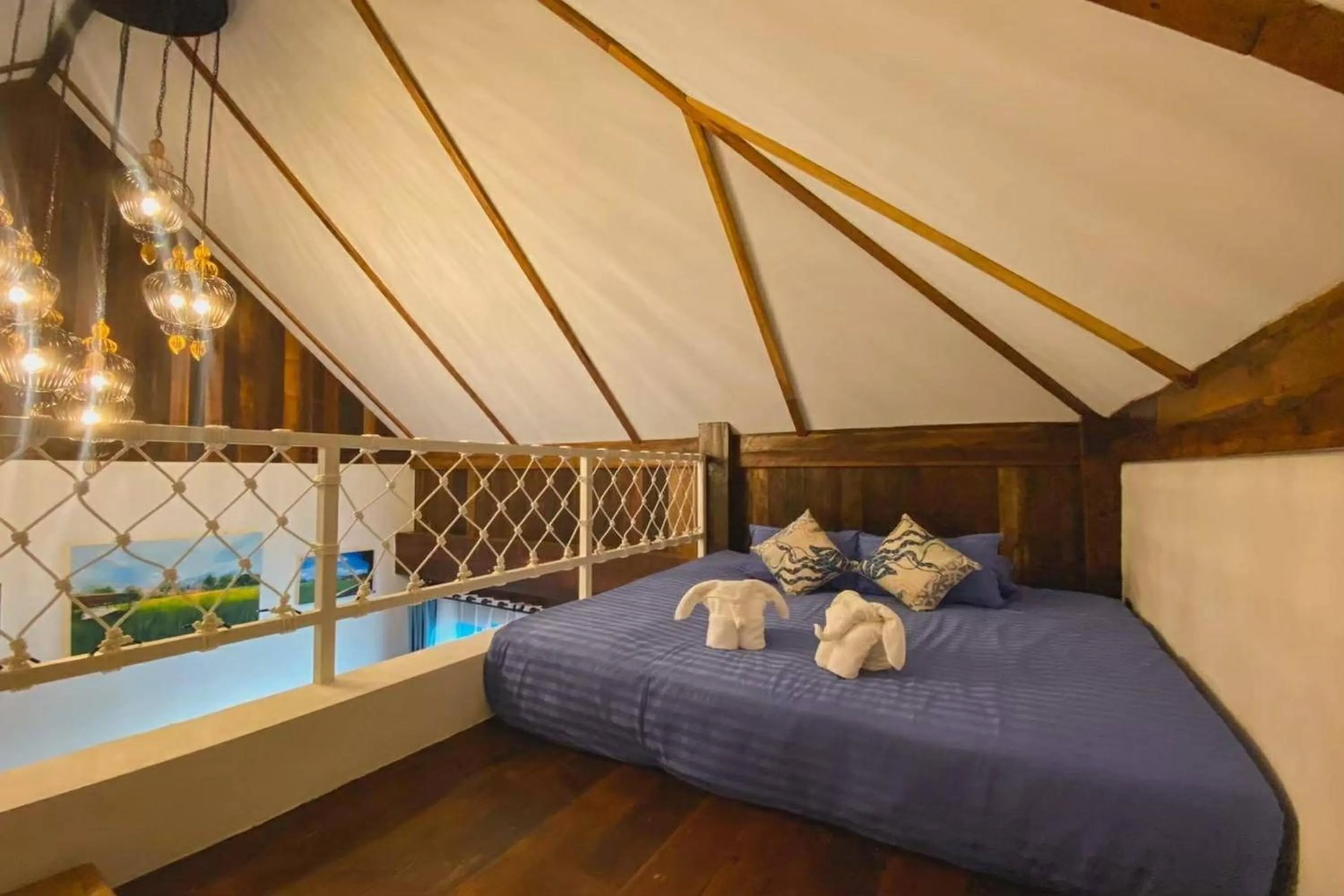 Bed in Buffalo Island Resort