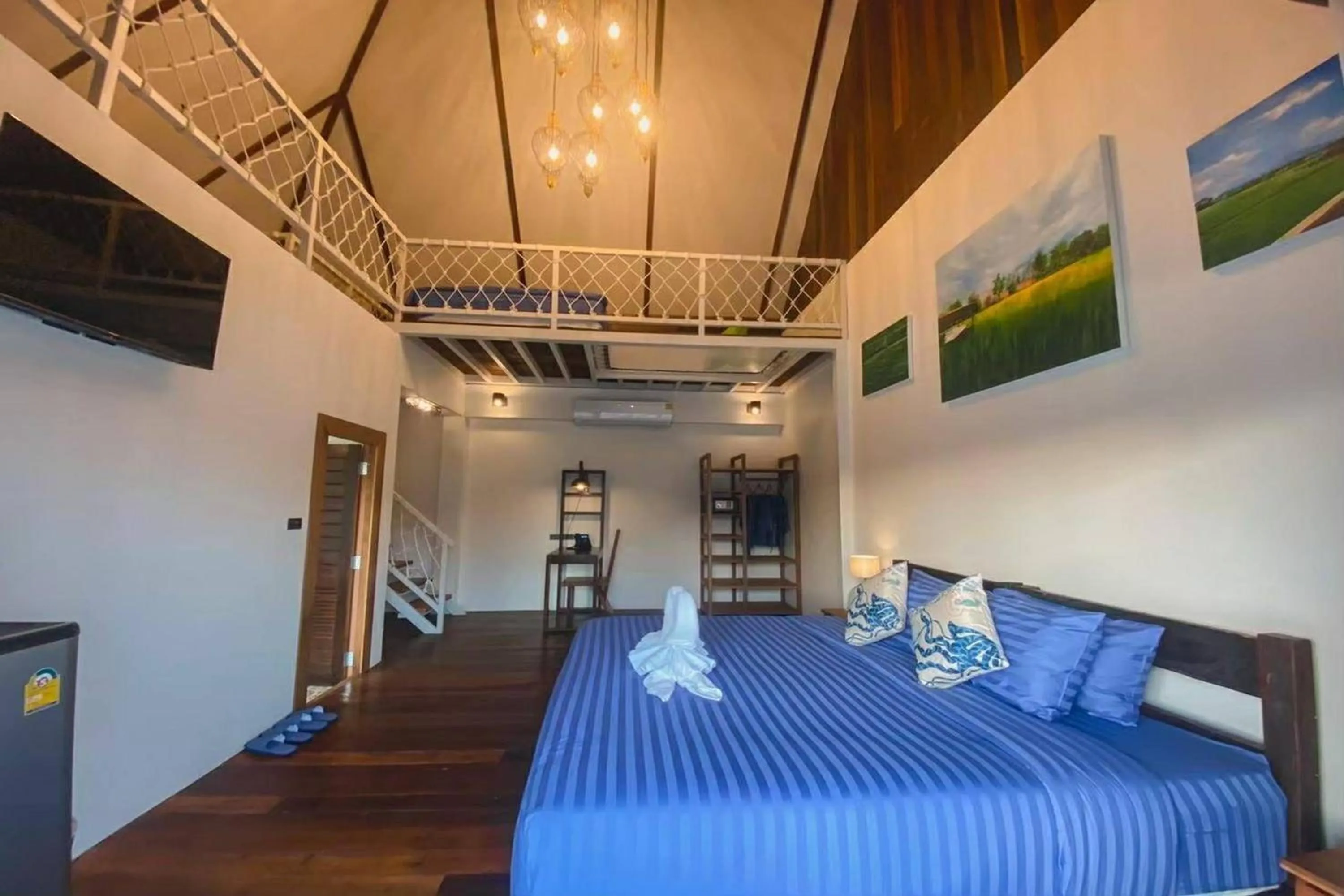 Bed in Buffalo Island Resort