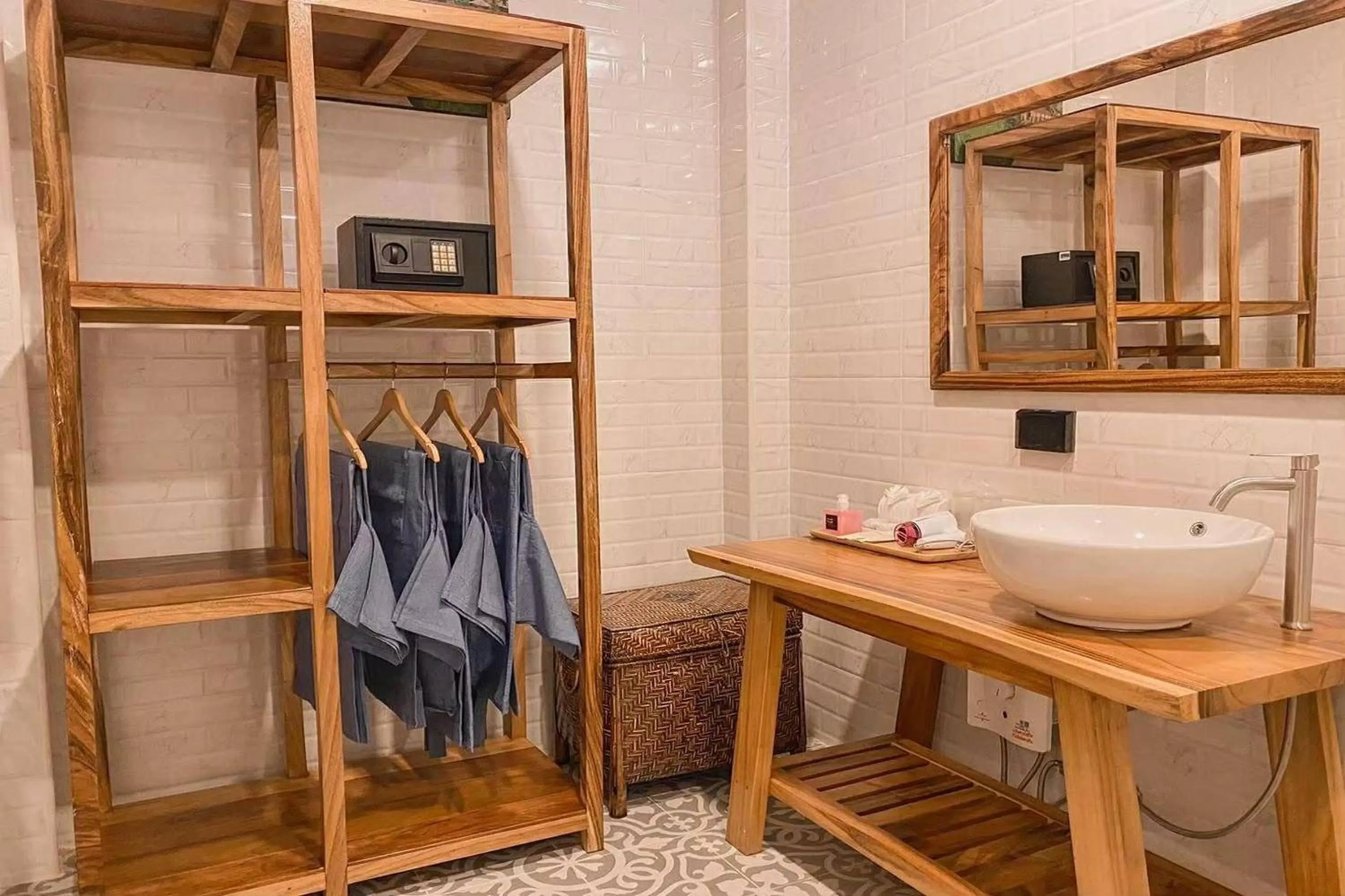 Bathroom in Buffalo Island Resort