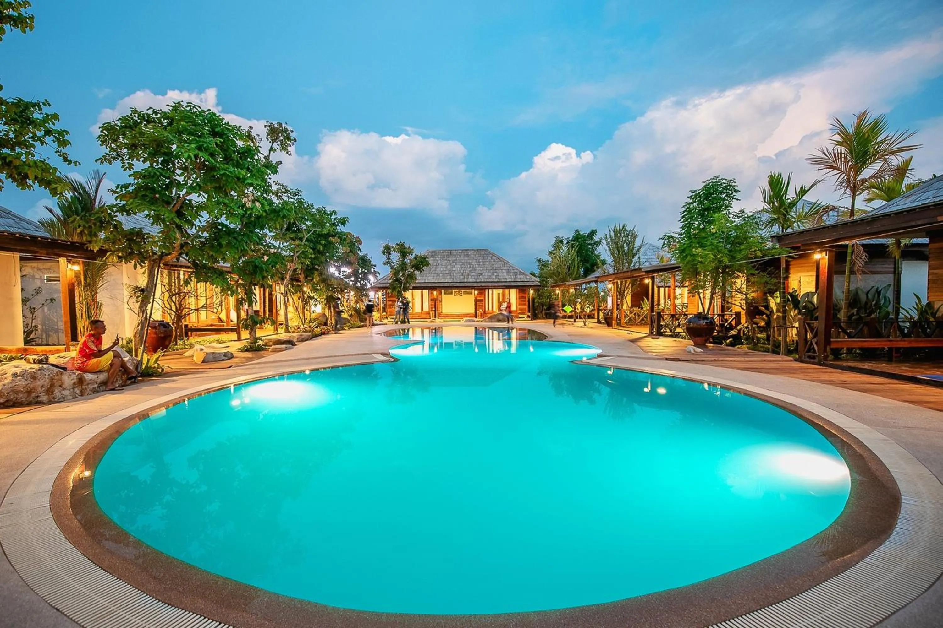 Swimming pool in Buffalo Island Resort