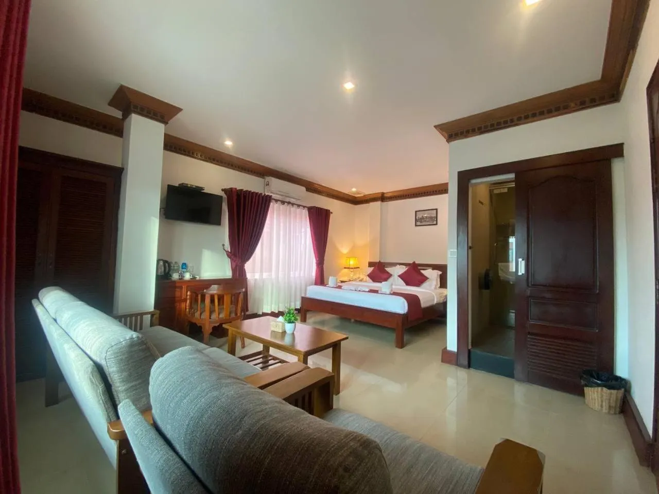 Bathroom, Bed in RubyLand Hotel