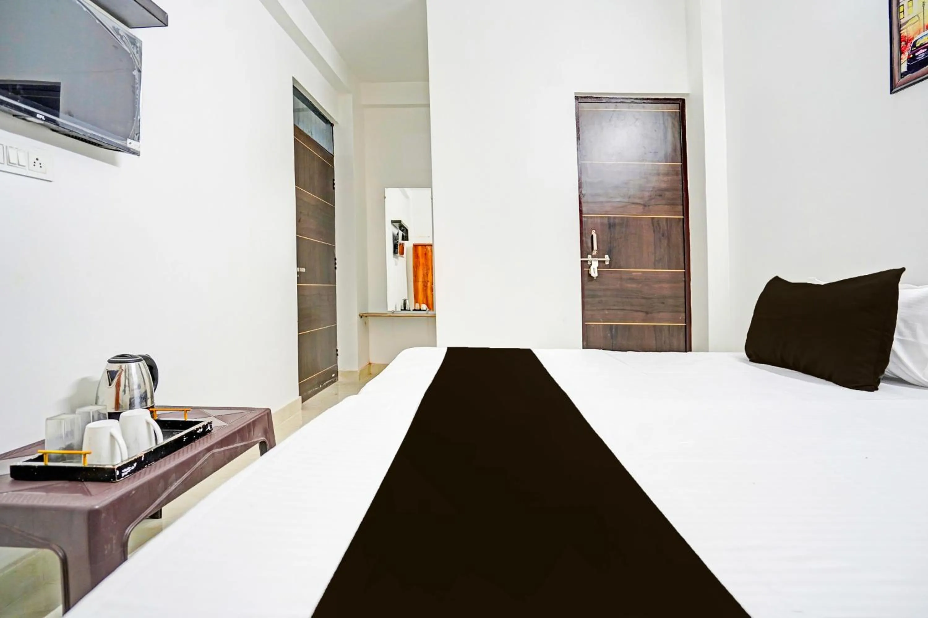 Bedroom, Bed in Hotel O Rooftop Castle