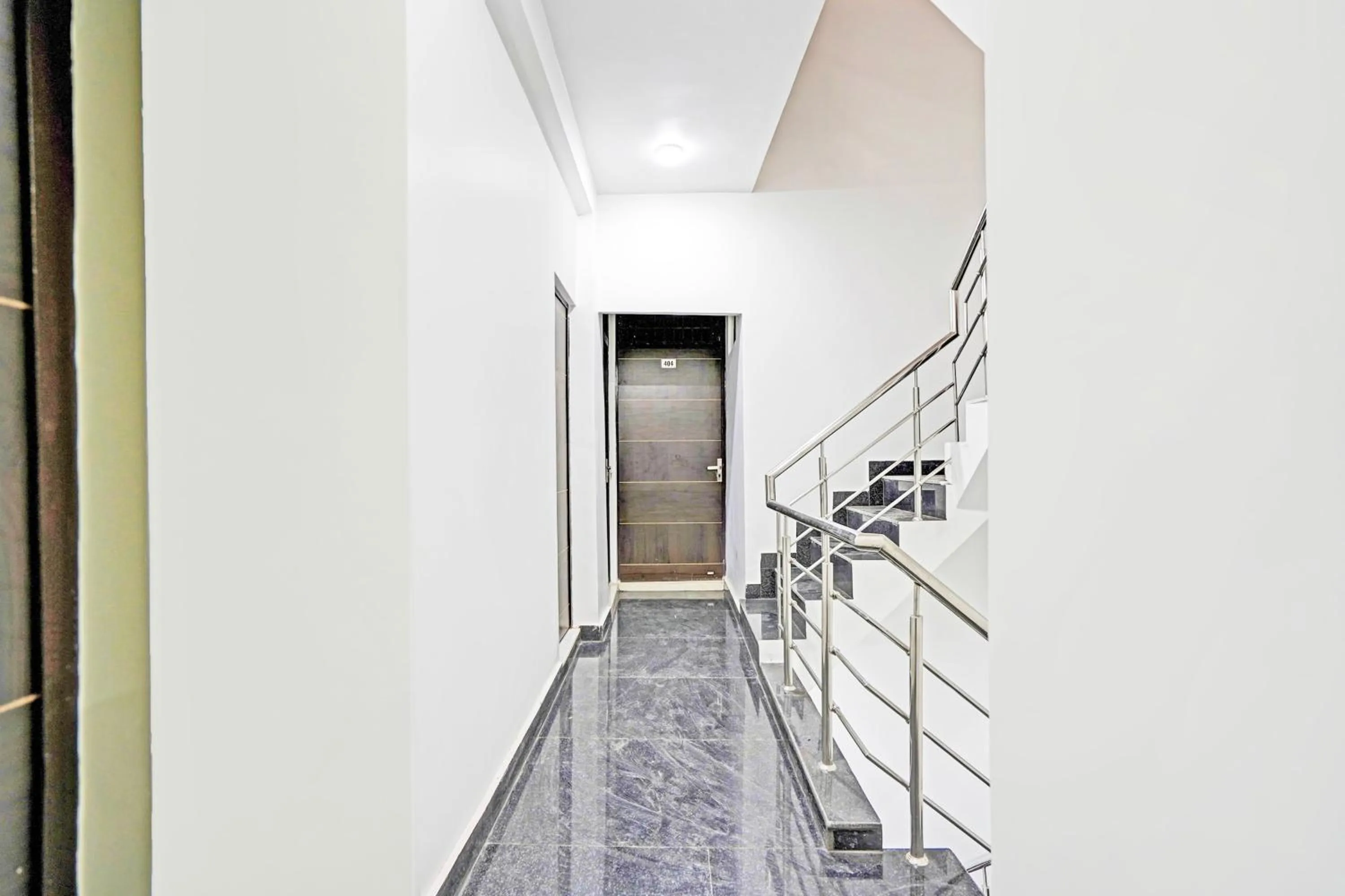 Lobby or reception in Hotel O Rooftop Castle