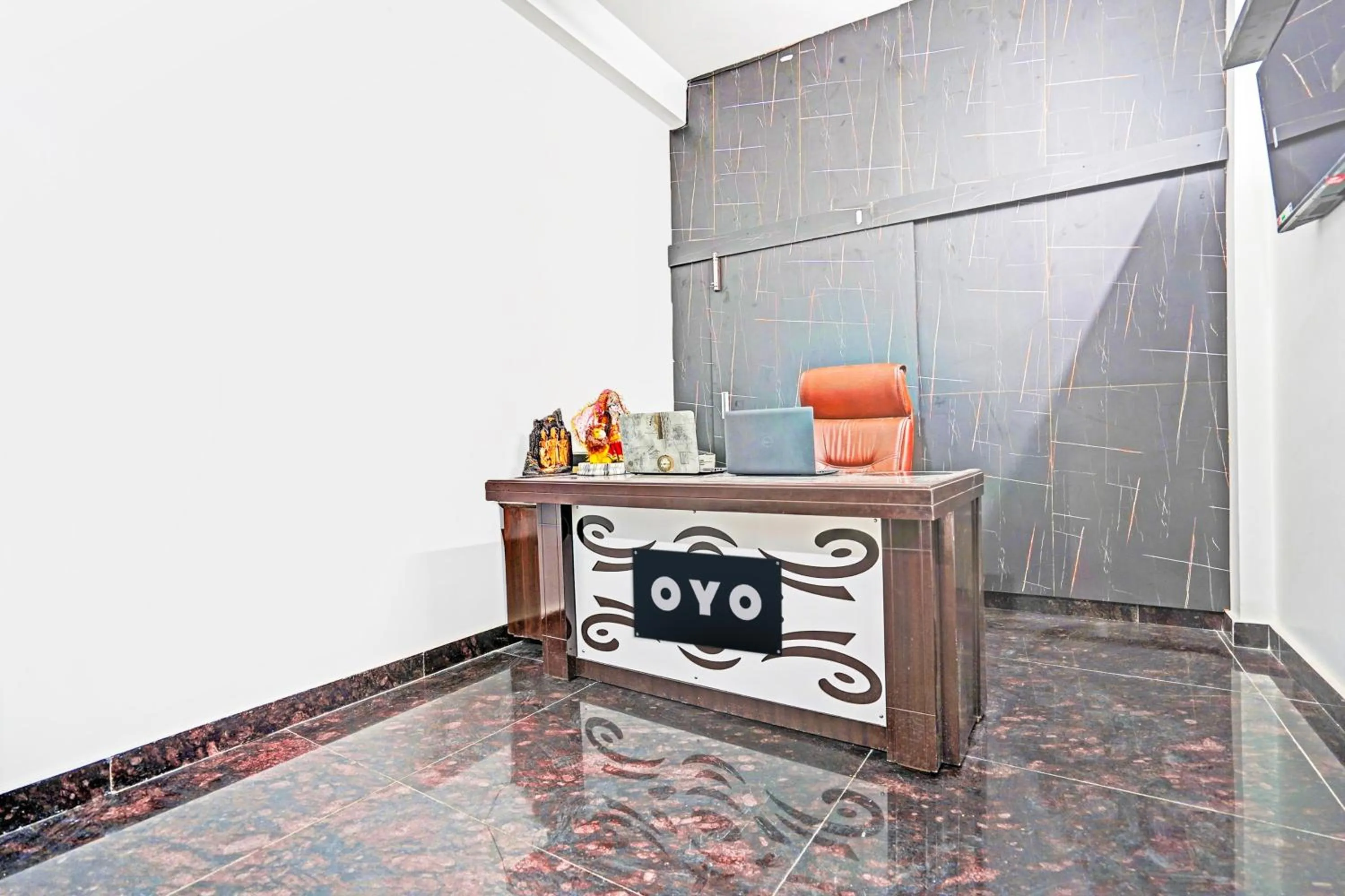 Lobby or reception in Hotel O Rooftop Castle