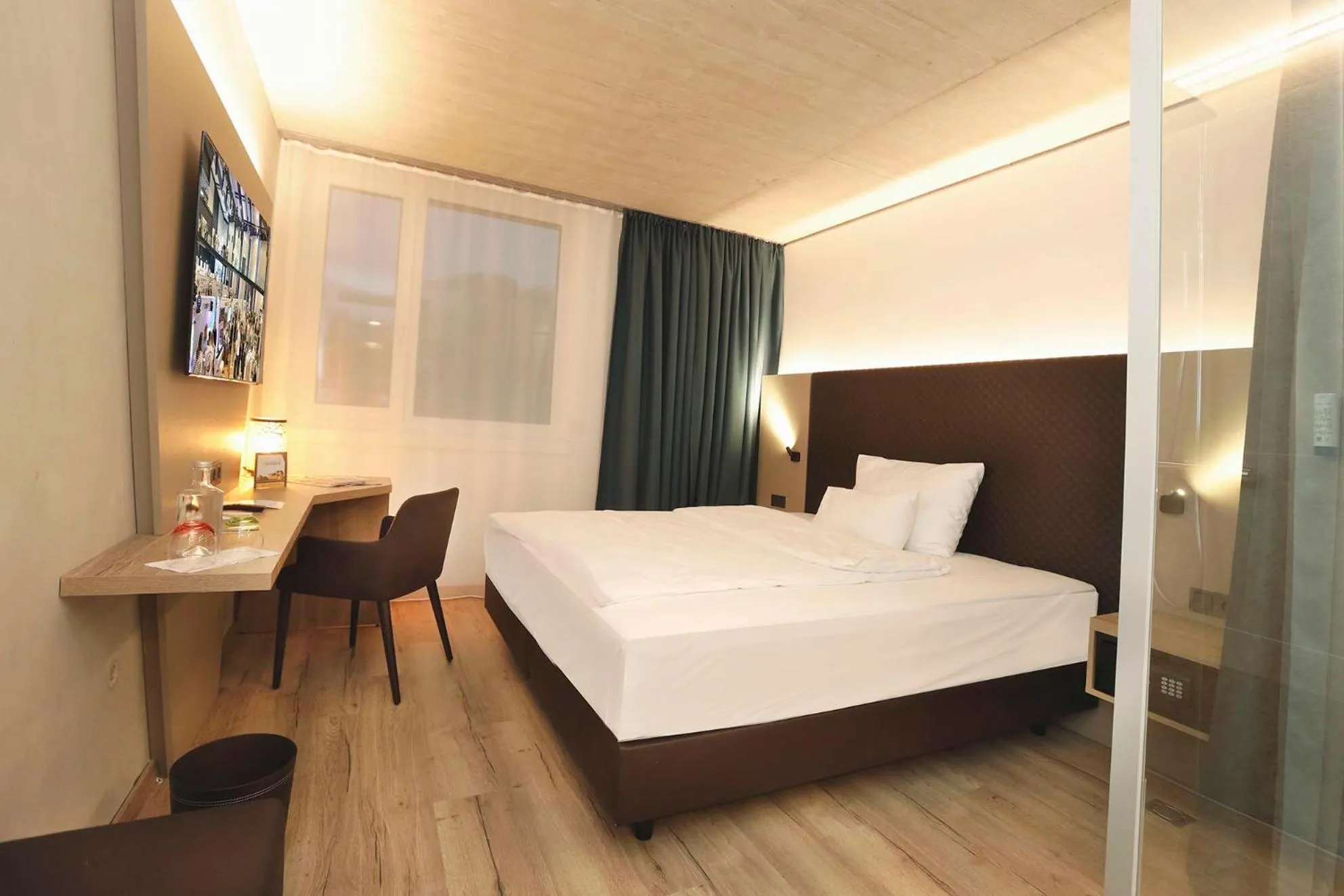 Bed in Hotel im Zentrum für Visionen