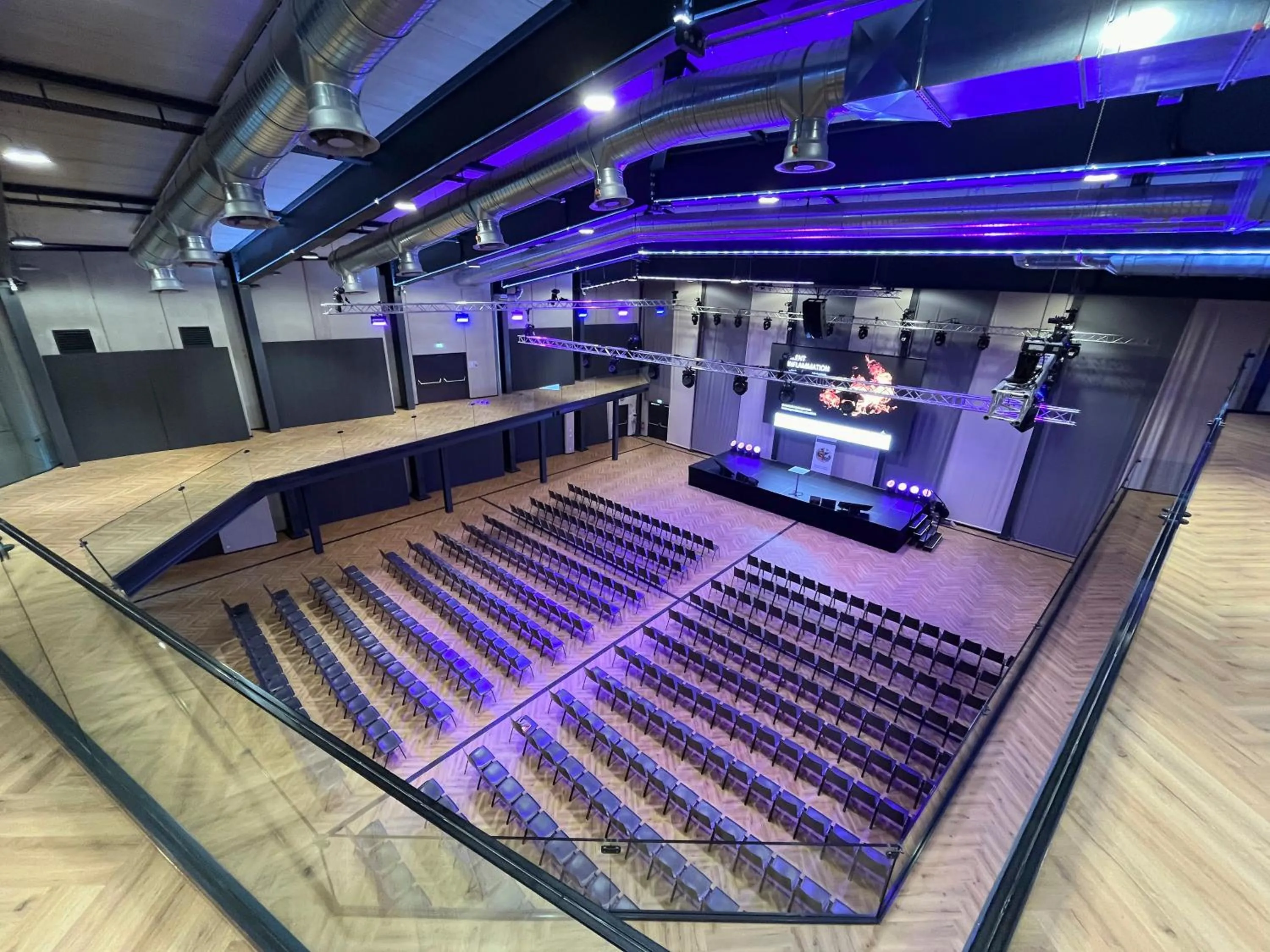 Property building in Hotel im Zentrum für Visionen