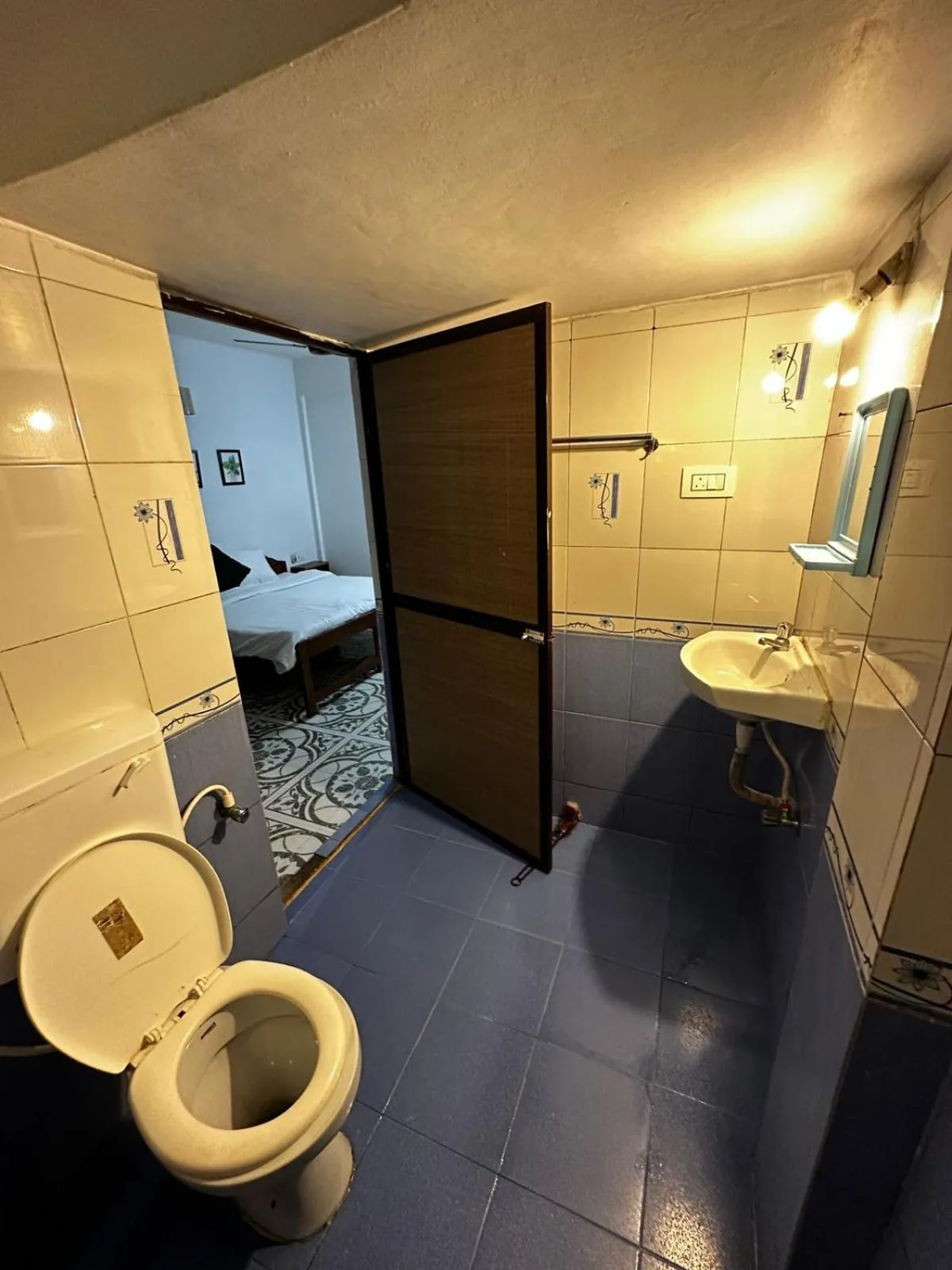 Coco Garden- 04 Minutes to Calangute Beach