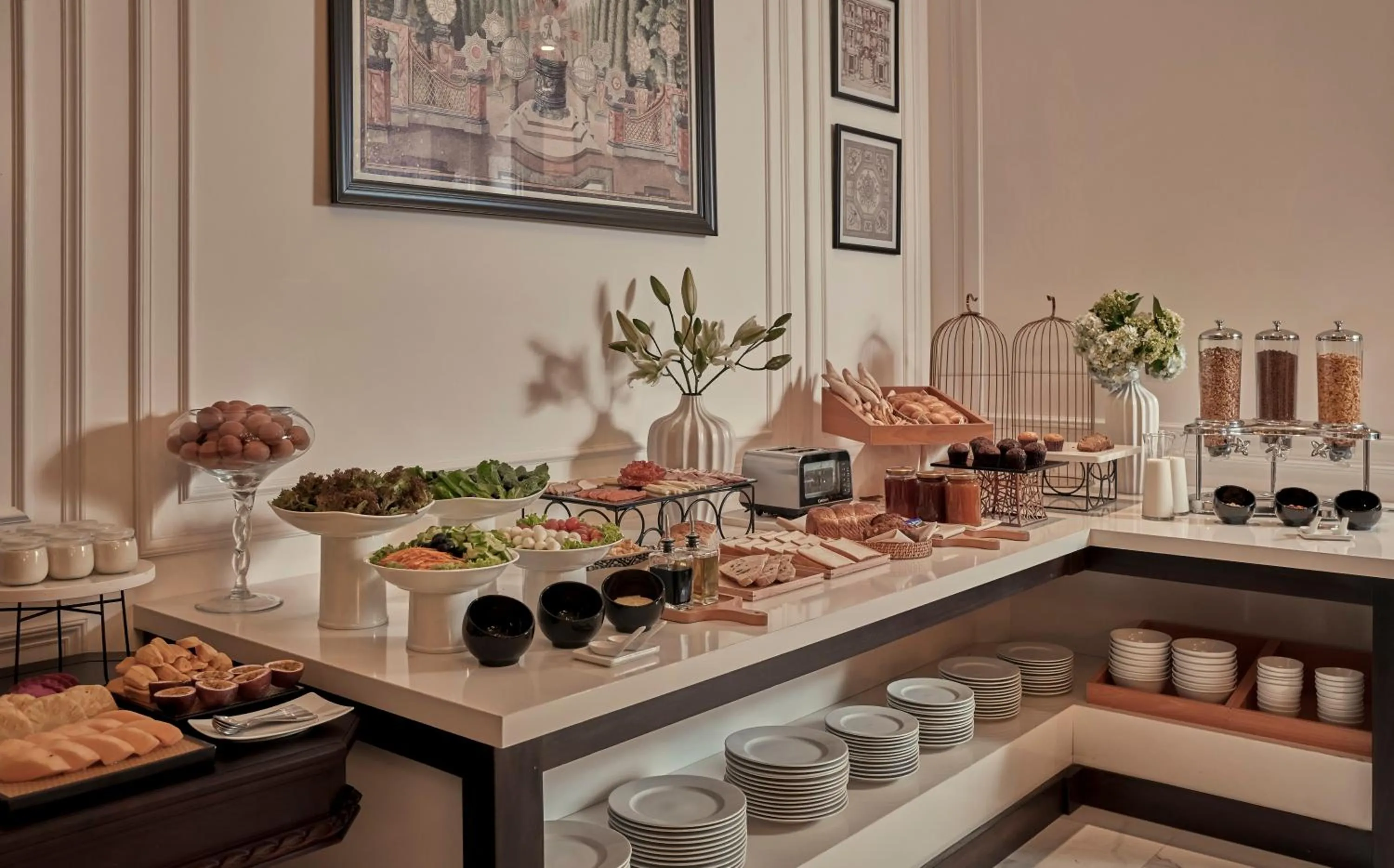 Food and drinks in NIA Hotel