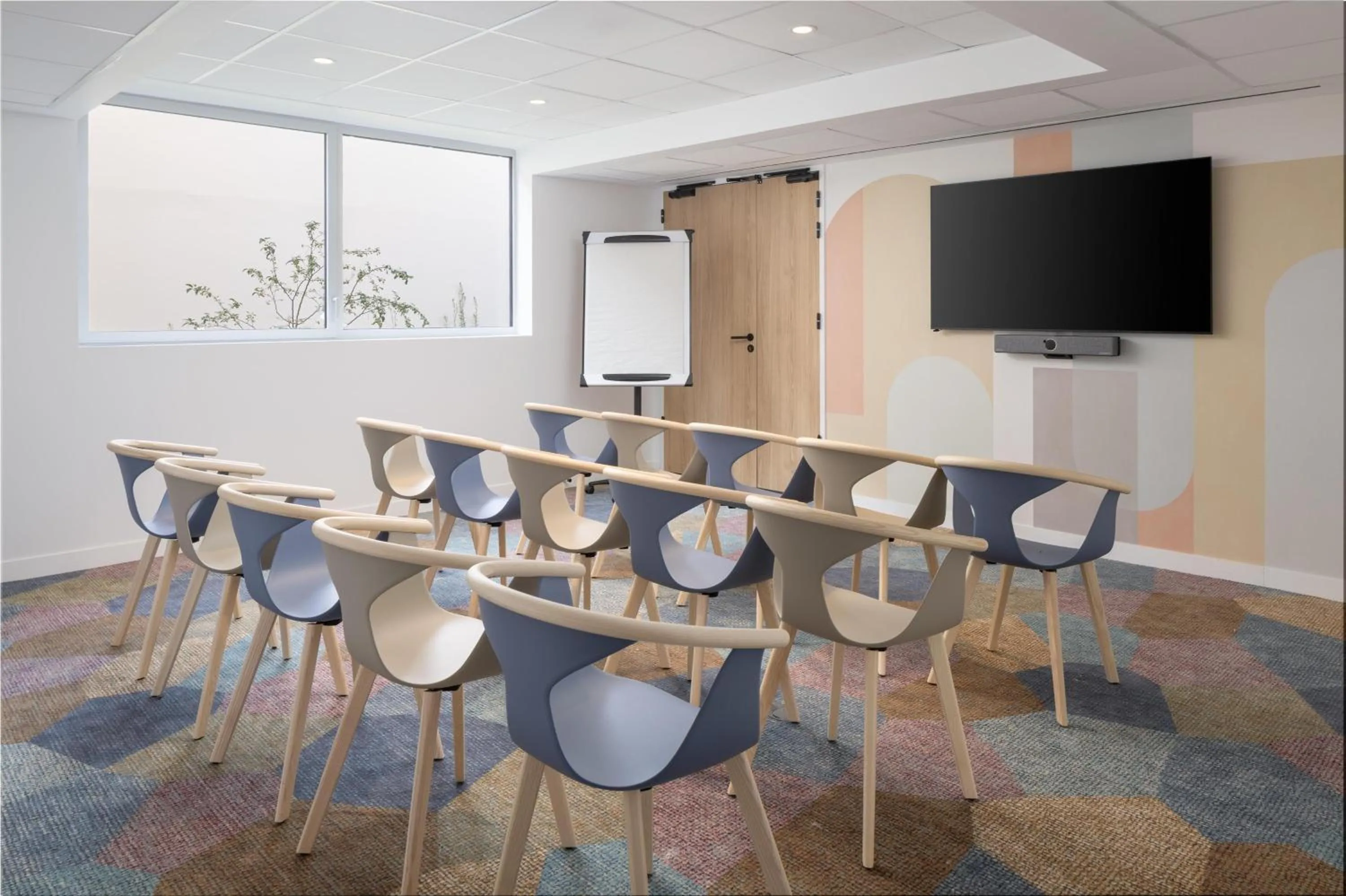 Meeting/conference room in Hampton By Hilton Paris Charles De Gaulle Airport