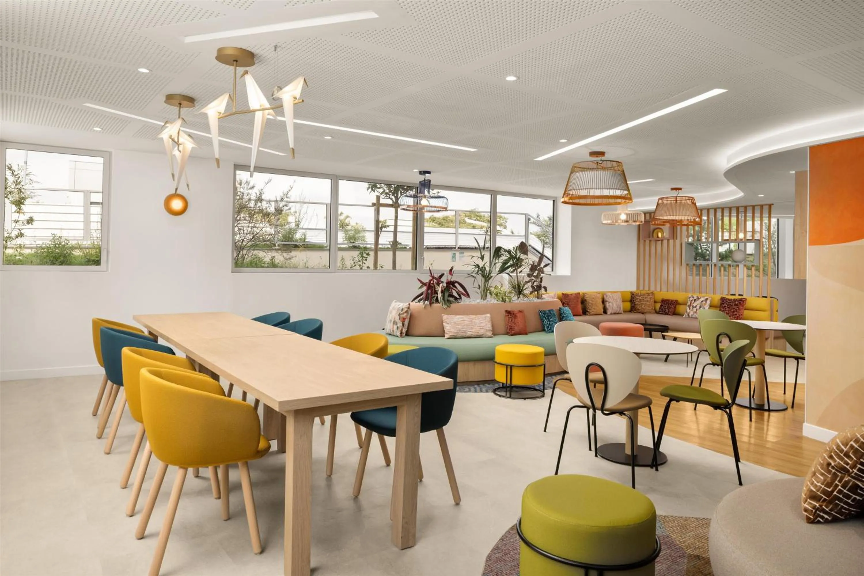 Lobby or reception in Hampton By Hilton Paris Charles De Gaulle Airport